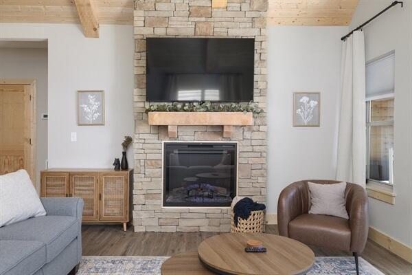 171 Summer Bay Boulevard Property Photo 5