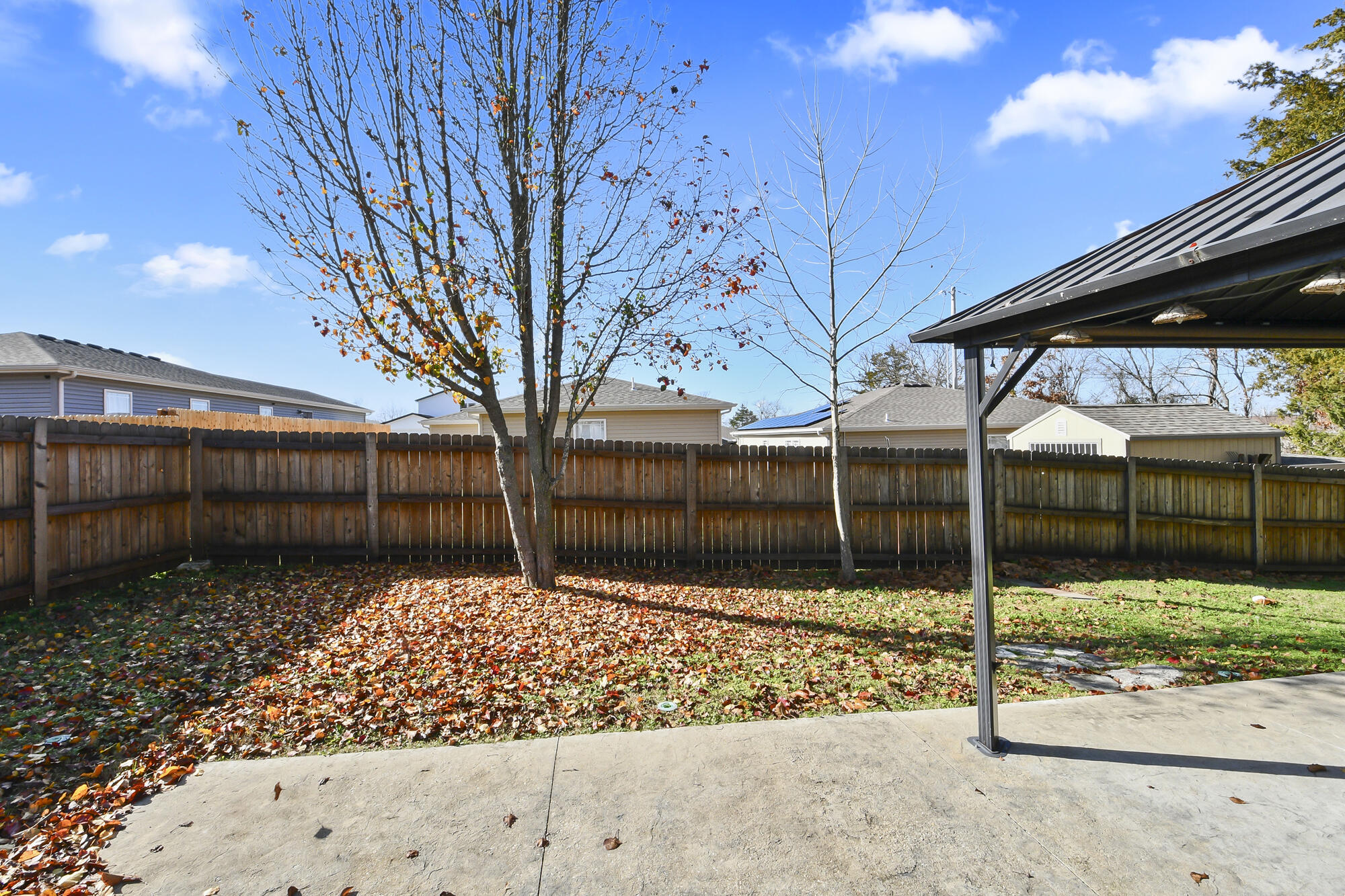 335 Knox Avenue Property Photo 44