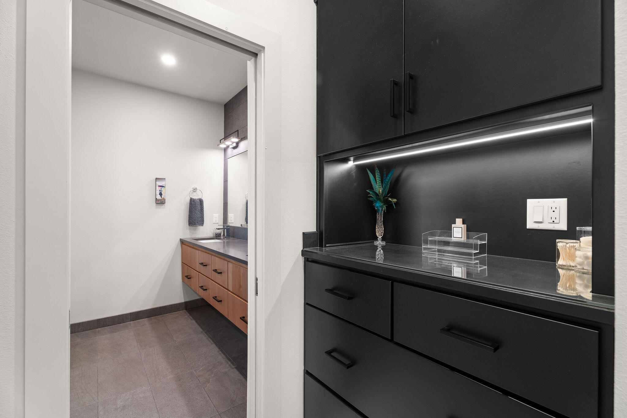 176 Canada Drive Property Photo 26
