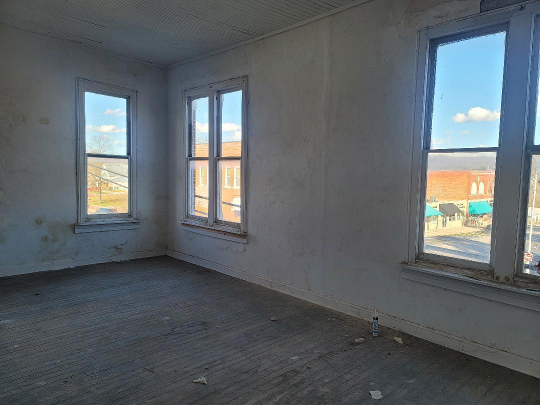 103 South Main Street Property Photo 17