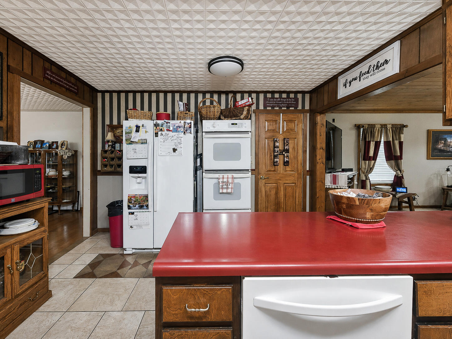 19071 Highway 32 Property Photo 6