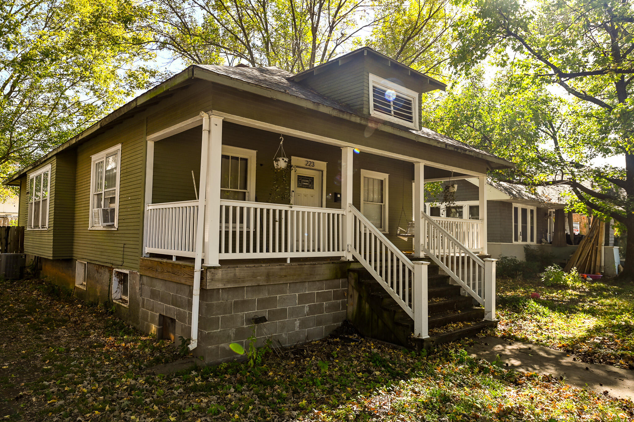 223 North Sergeant Avenue Property Photo 3
