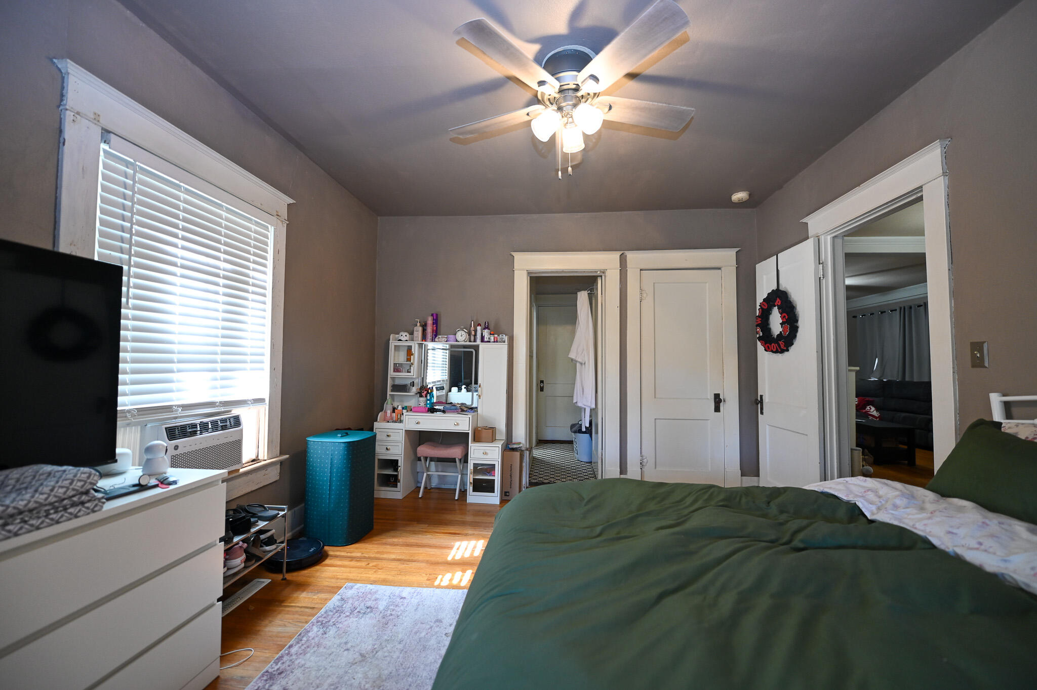 223 North Sergeant Avenue Property Photo 11