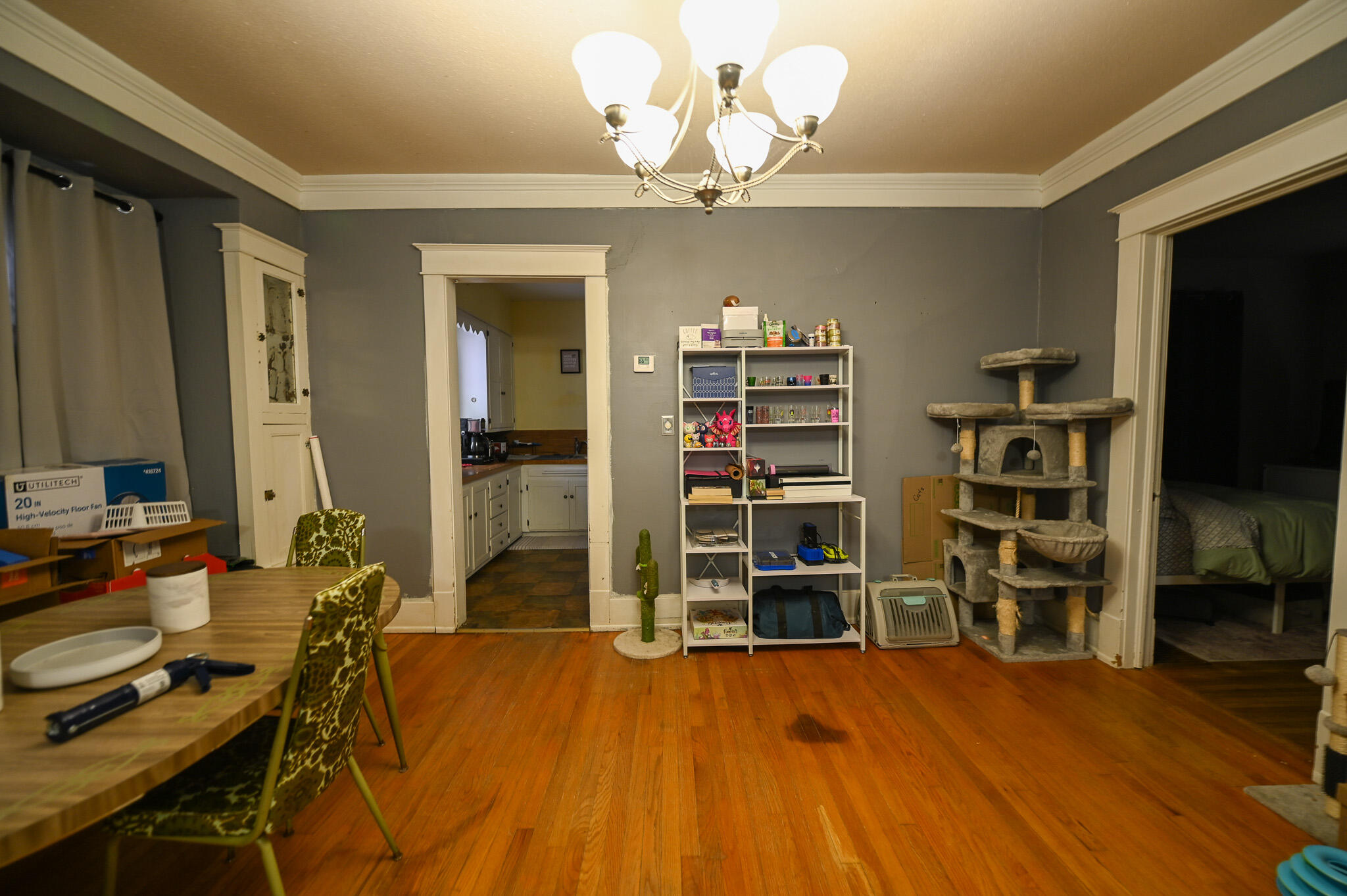 223 North Sergeant Avenue Property Photo 16