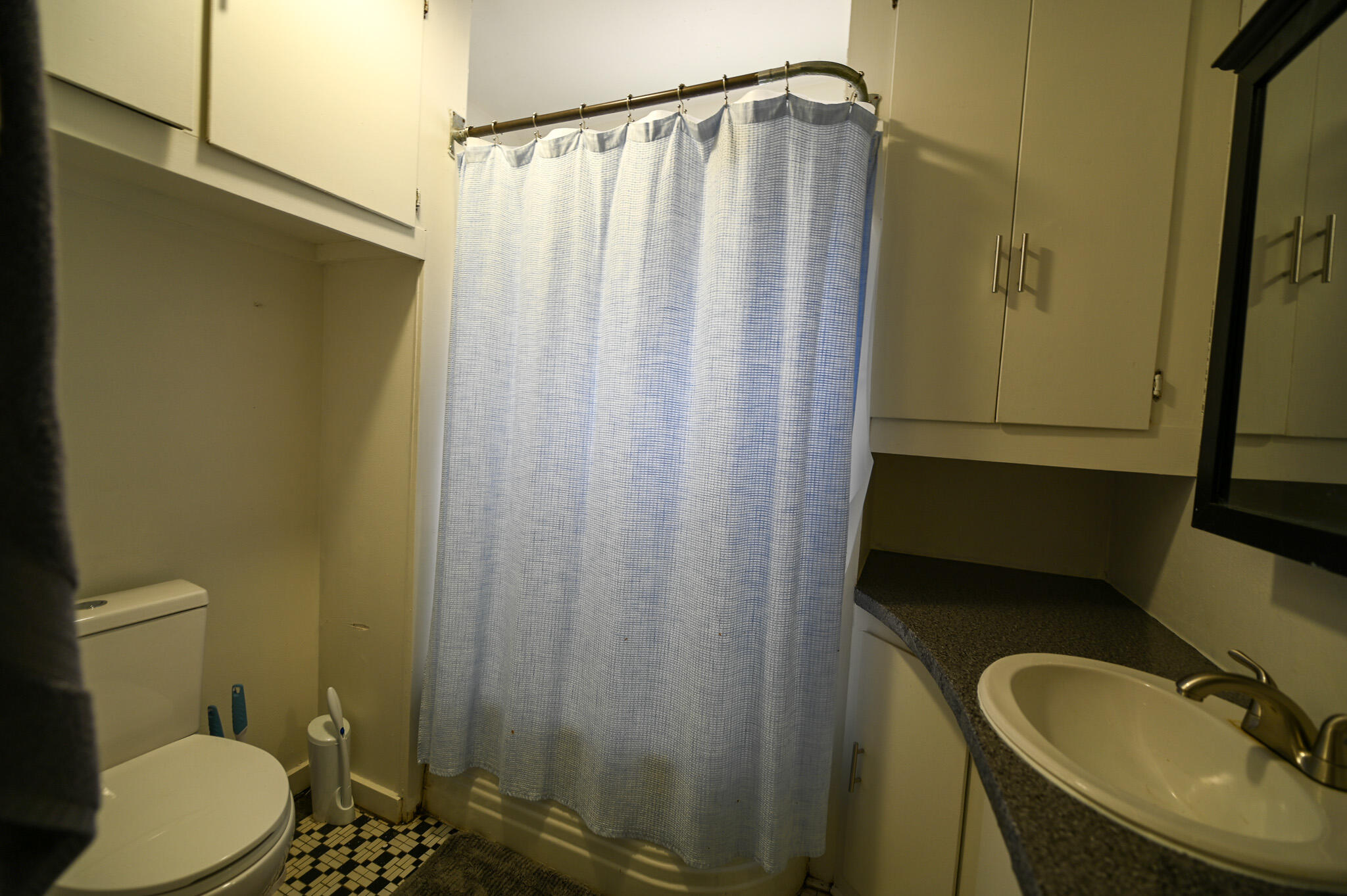 223 North Sergeant Avenue Property Photo 21
