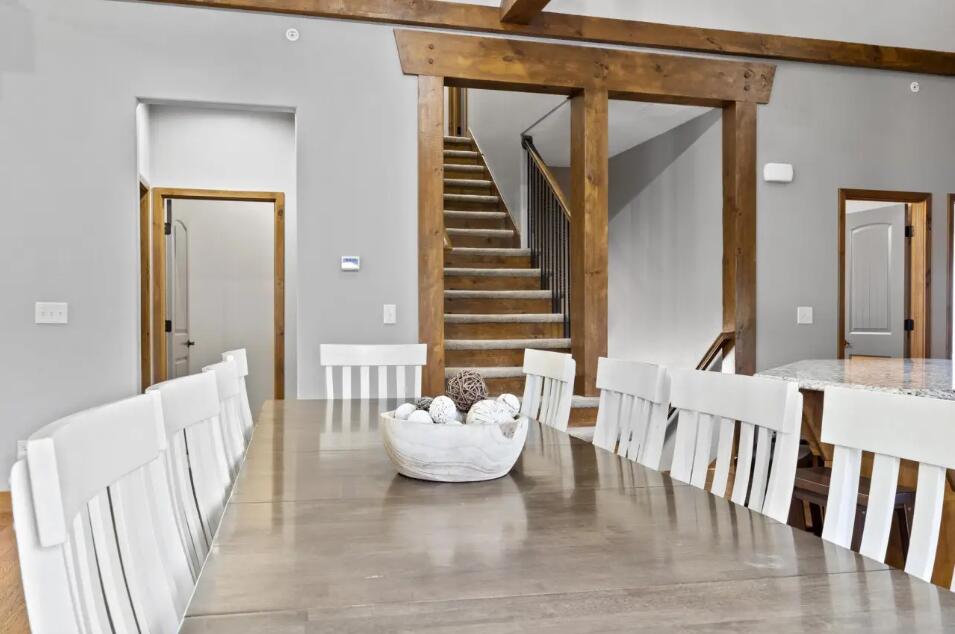 210 Deep Forest Property Photo 10