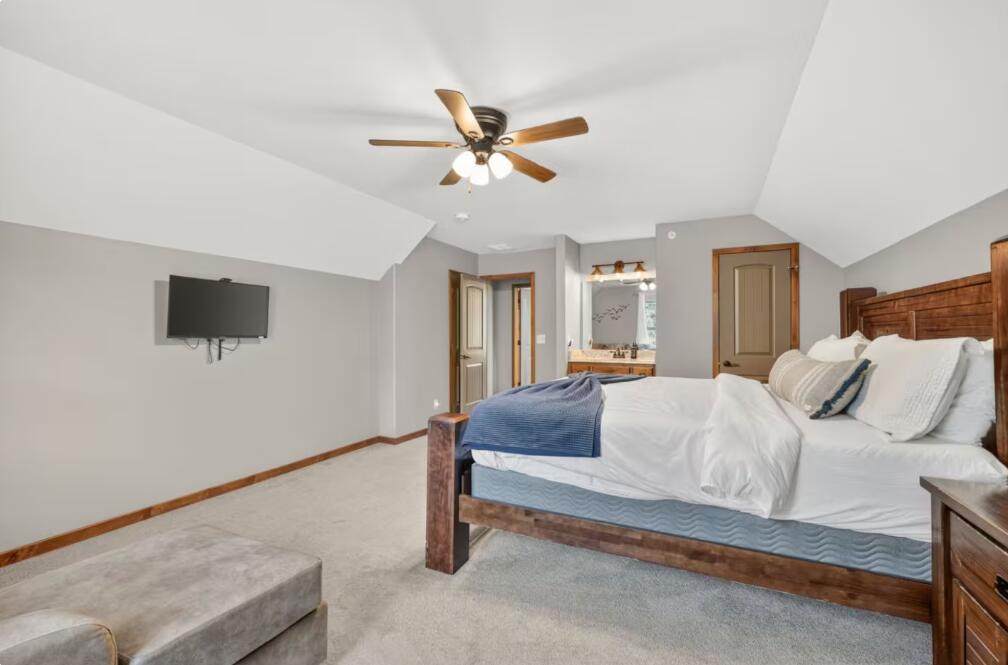 210 Deep Forest Property Photo 18