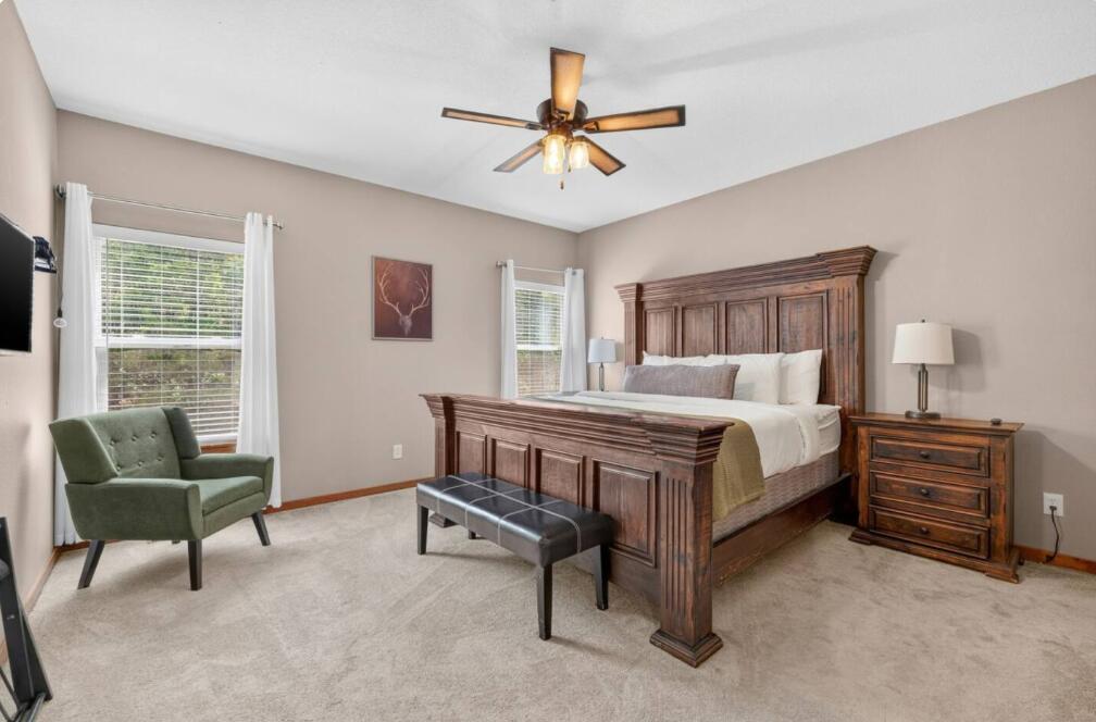 210 Deep Forest Property Photo 47