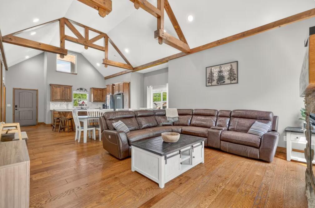 210 Deep Forest Property Photo 49