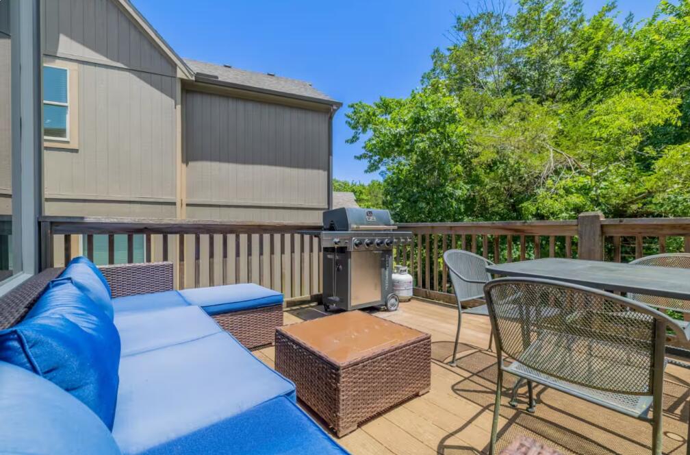 210 Deep Forest Property Photo 60