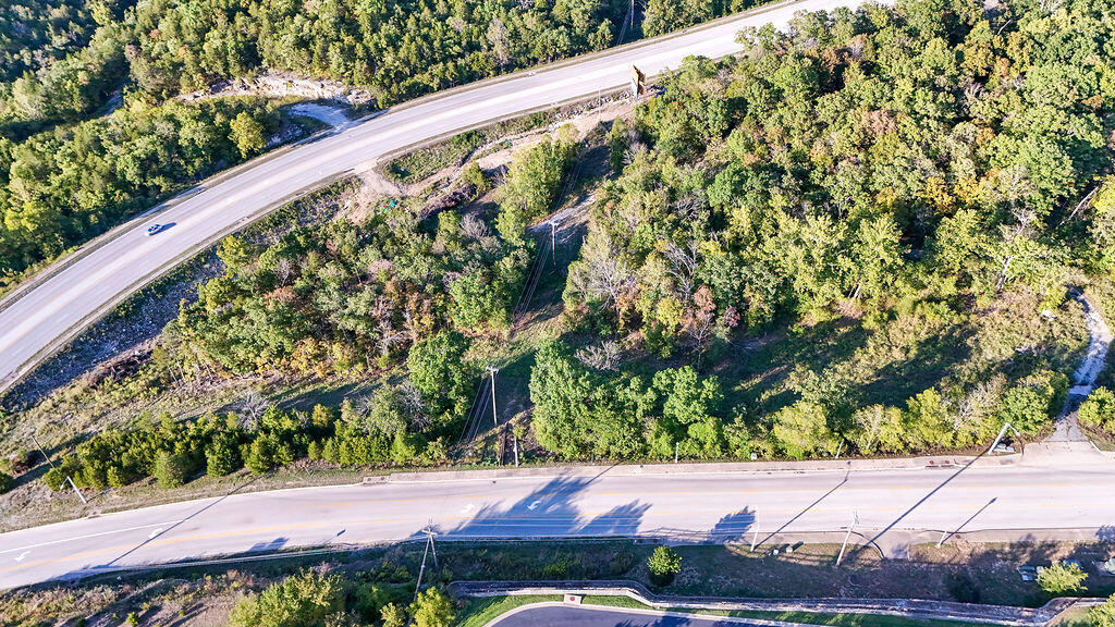 000 Shepherd Of The Hills Expressway Property Photo 18