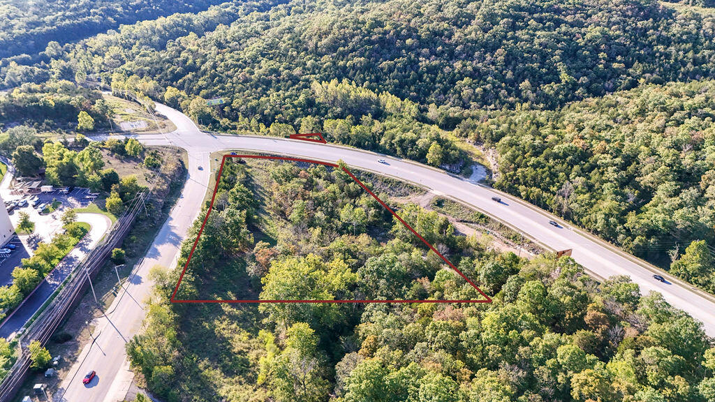 000 Shepherd Of The Hills Expressway Property Photo 23