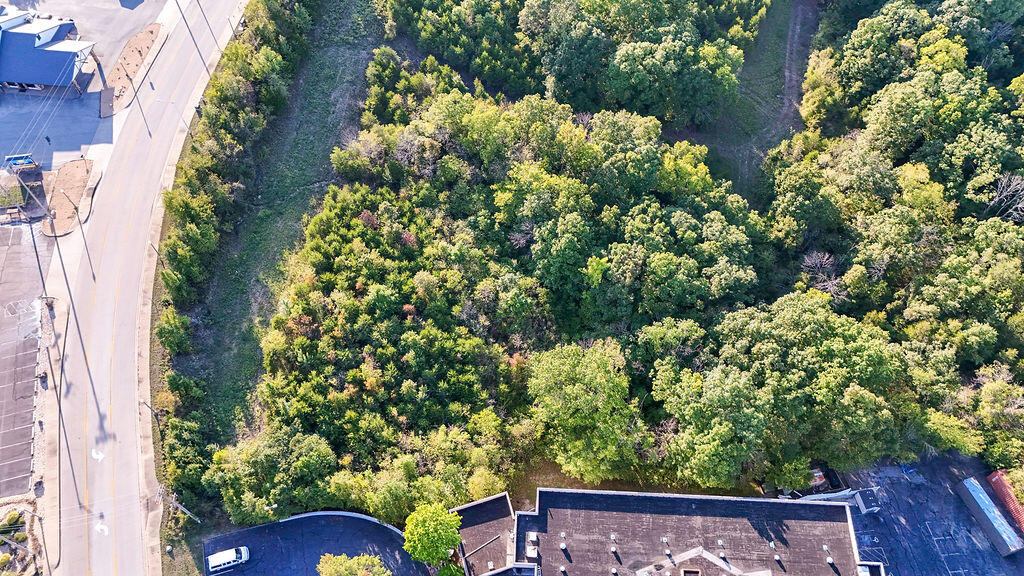000 Expressway Lot 10 Property Photo 5