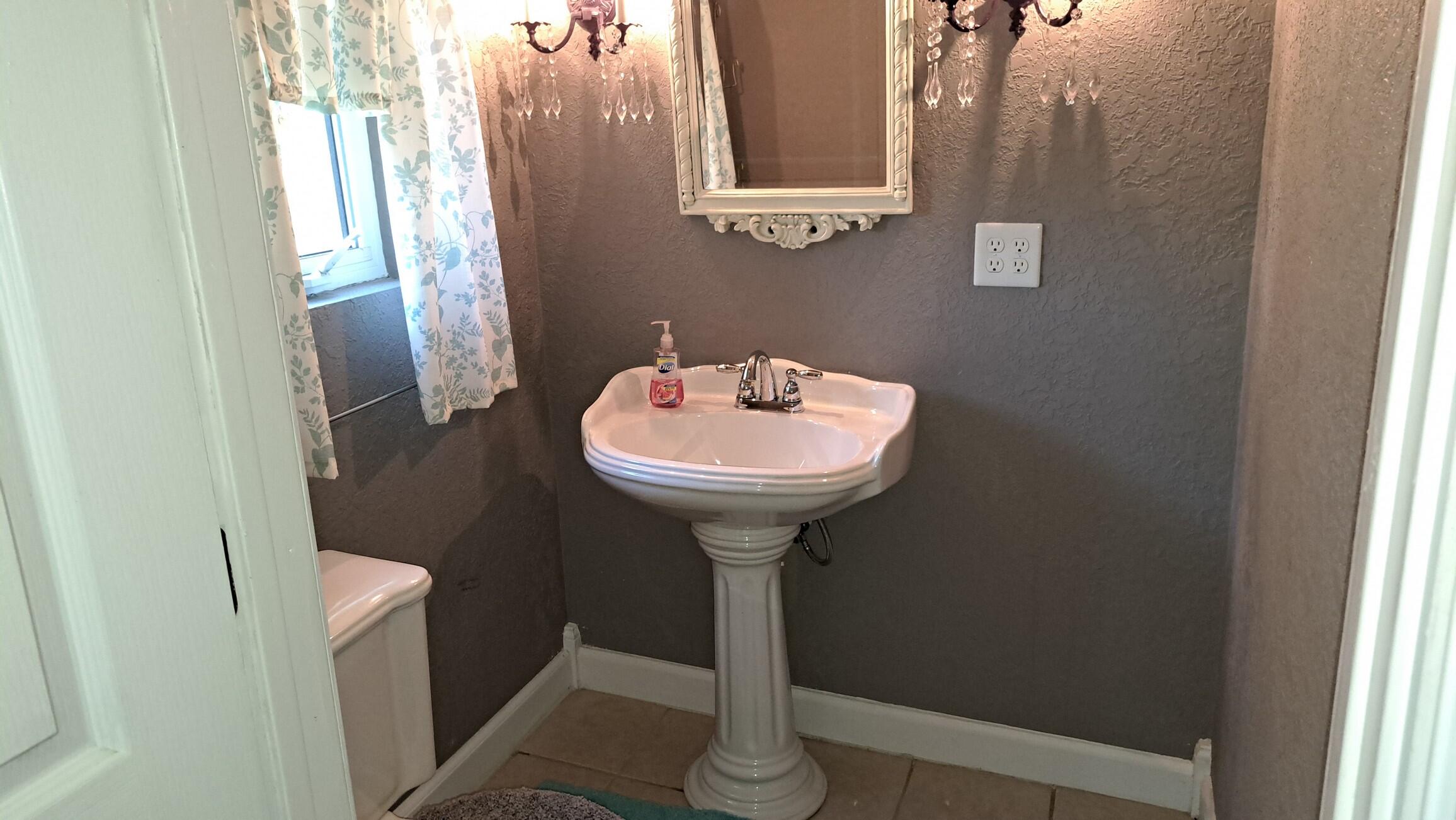 6271 Cedar Meadows Lane Property Photo 6