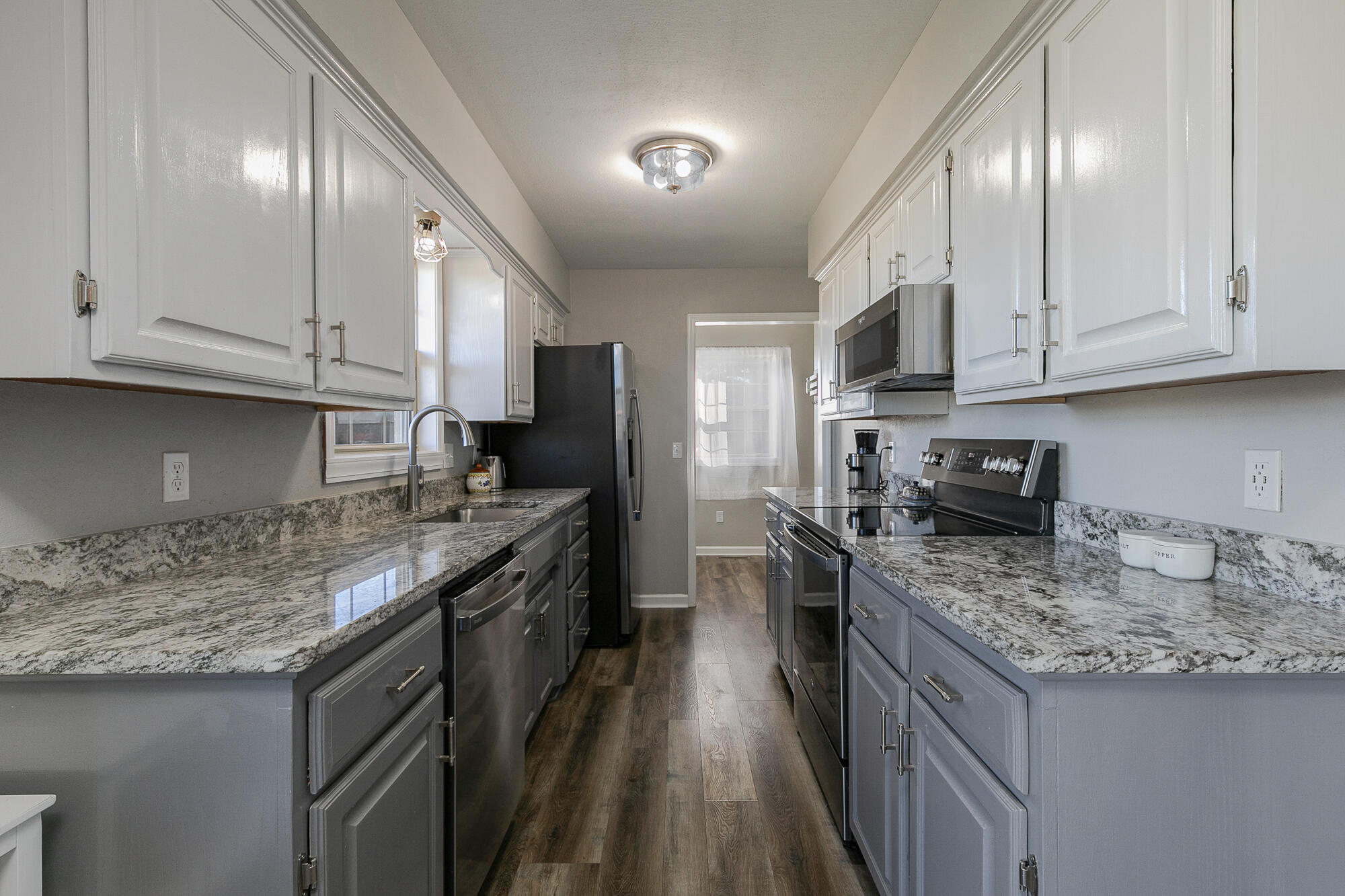 1341 West Pine Street Property Photo 12