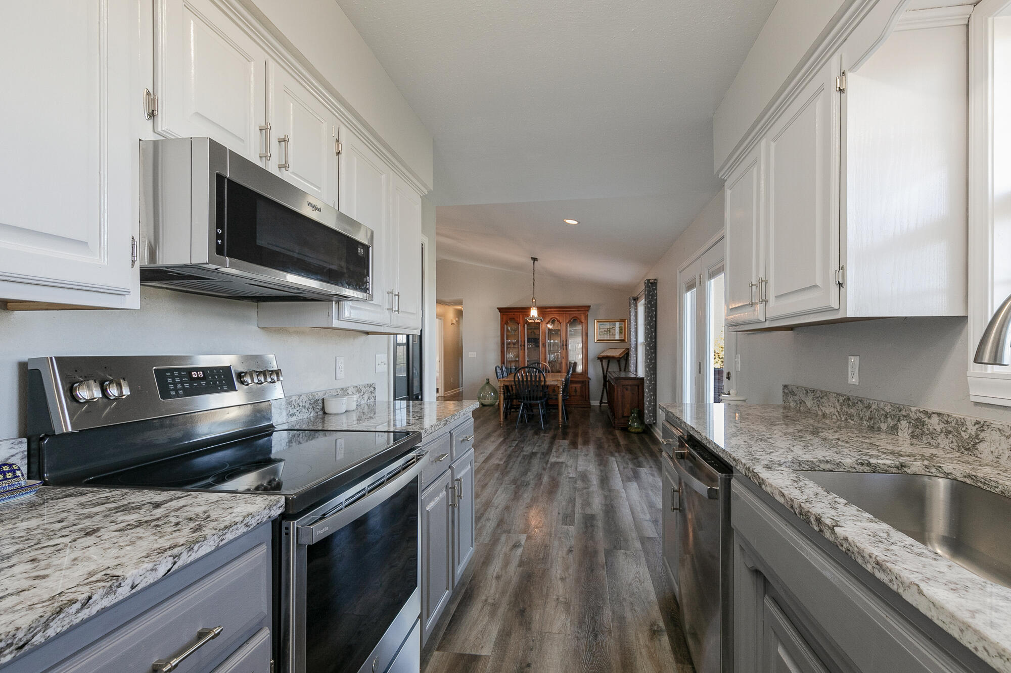 1341 West Pine Street Property Photo 14