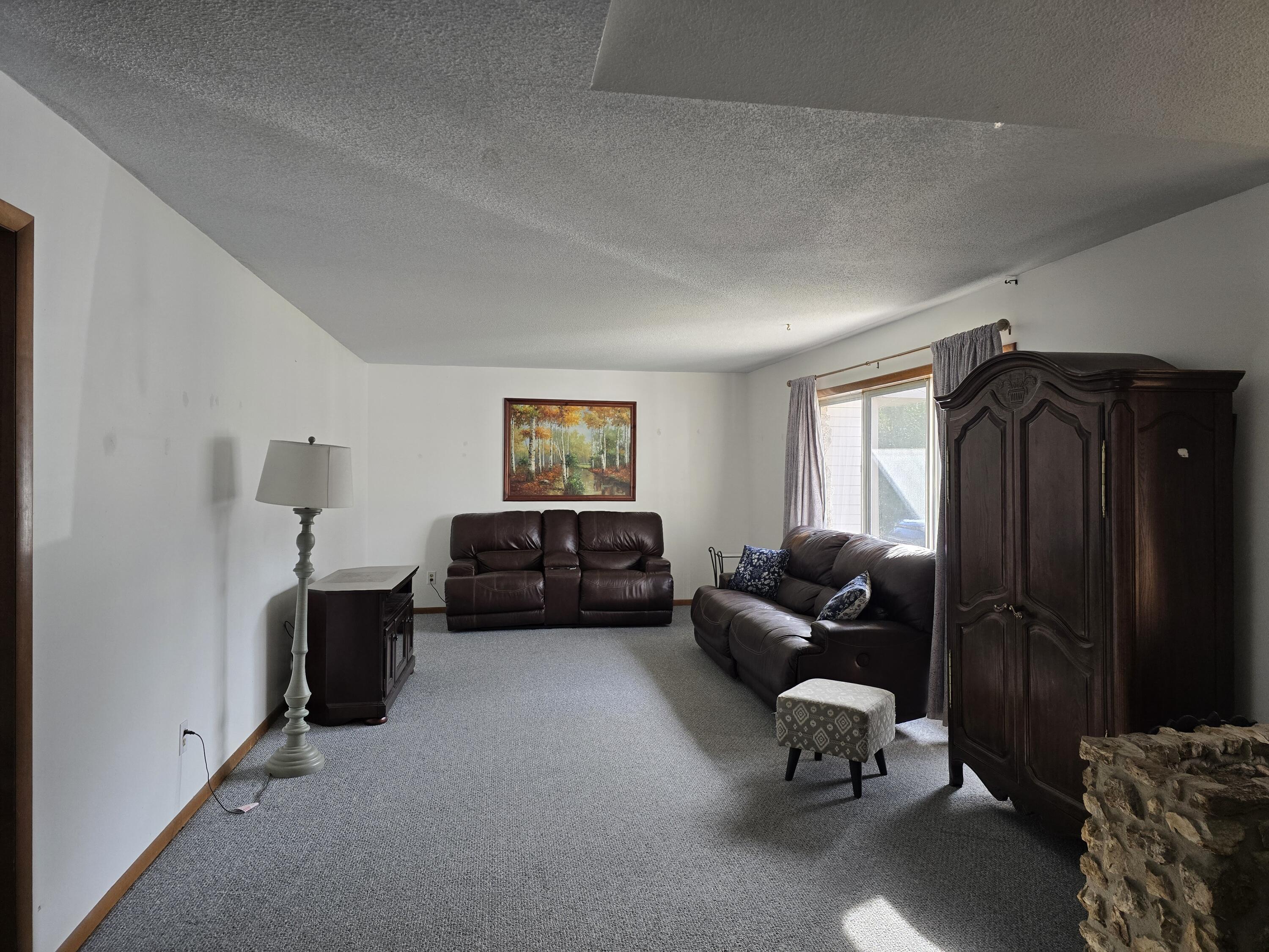 1700 Sherwood Lane Property Photo 6