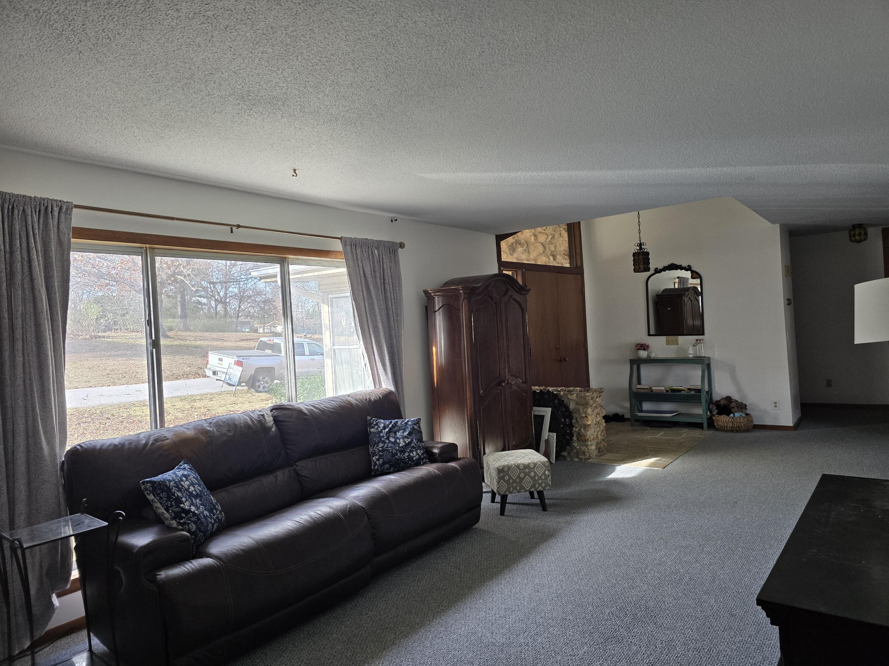 1700 Sherwood Lane Property Photo 7