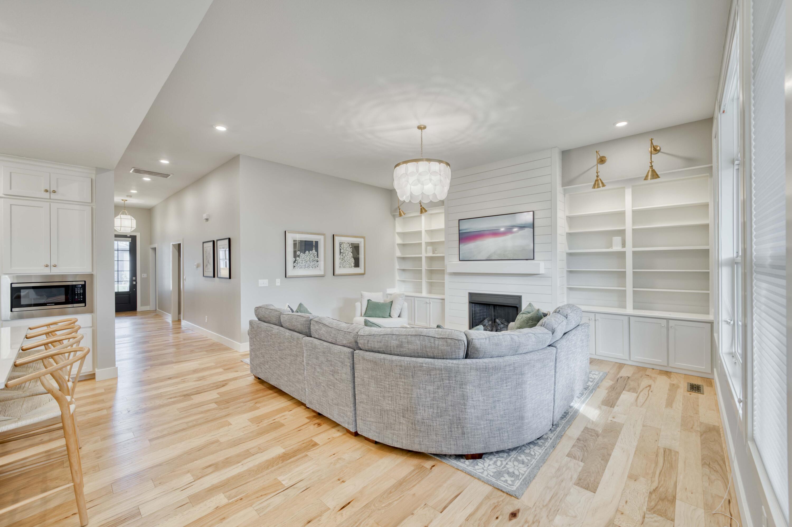 3722 East Woodhue Street Property Photo 17
