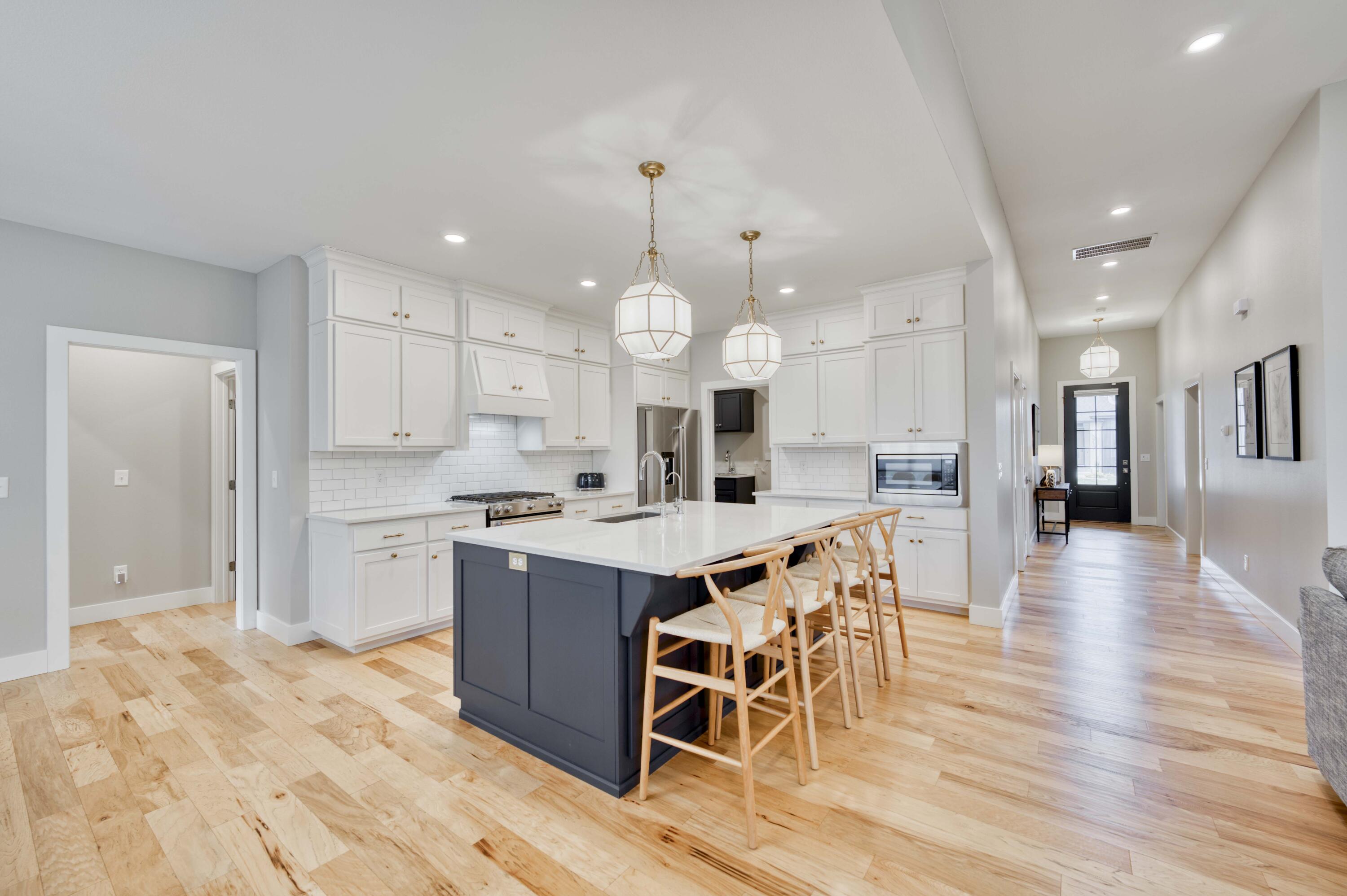 3722 East Woodhue Street Property Photo 22