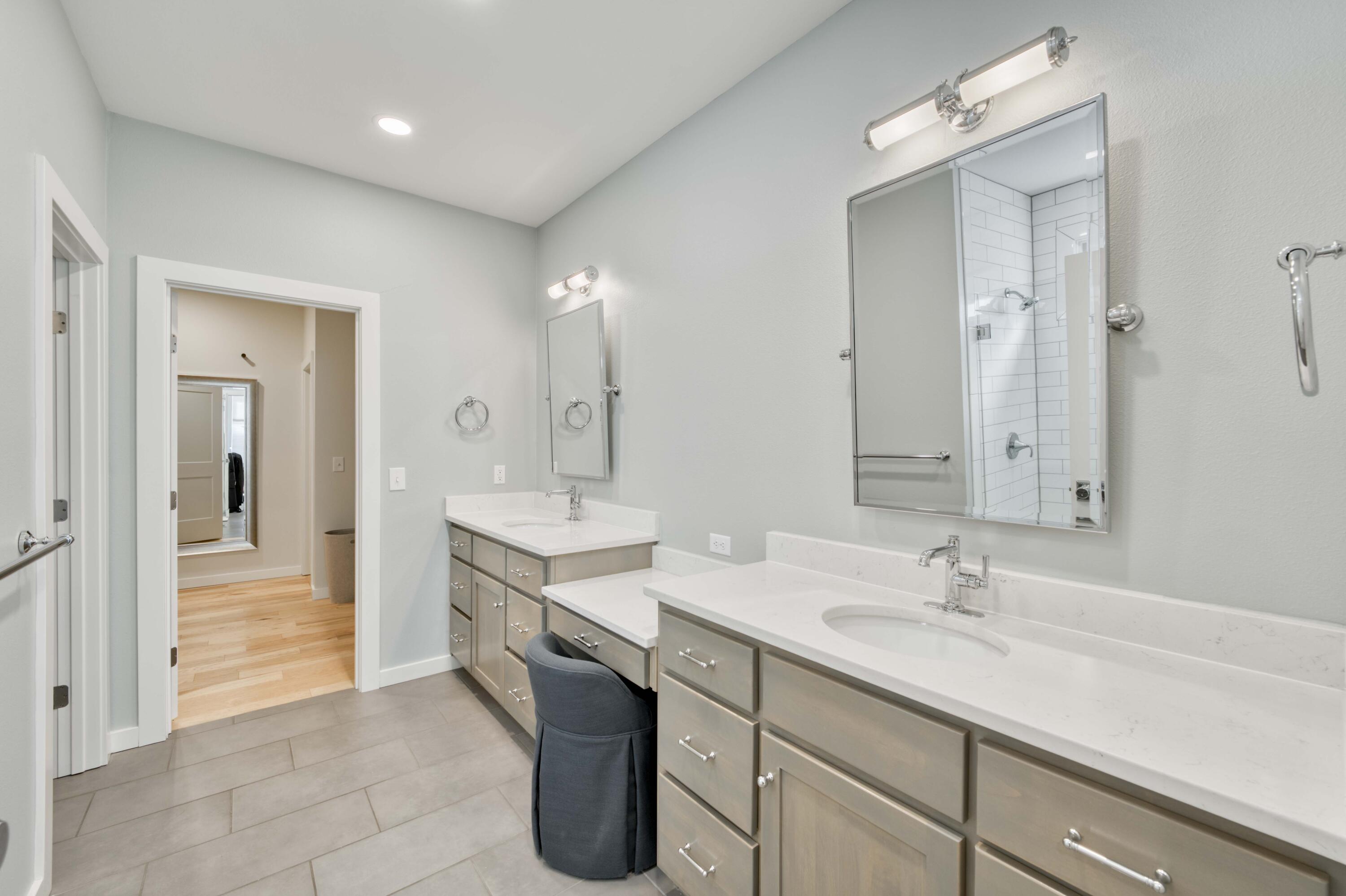 3722 East Woodhue Street Property Photo 37
