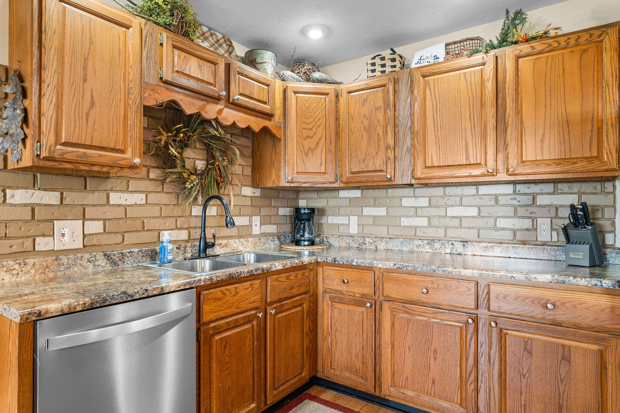 147 Liberty Lane Property Photo 10