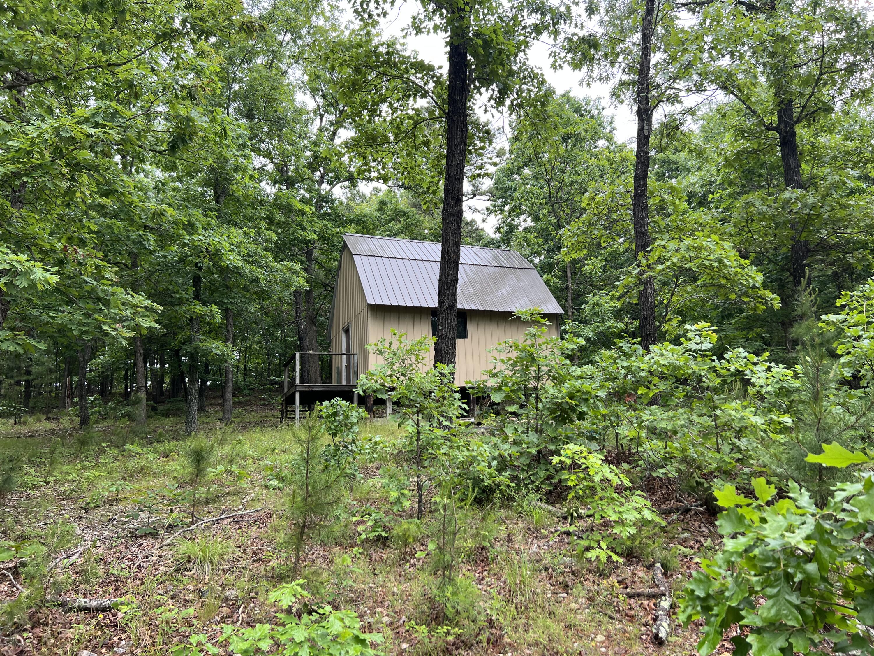 15768 Sargent Road Property Photo 10
