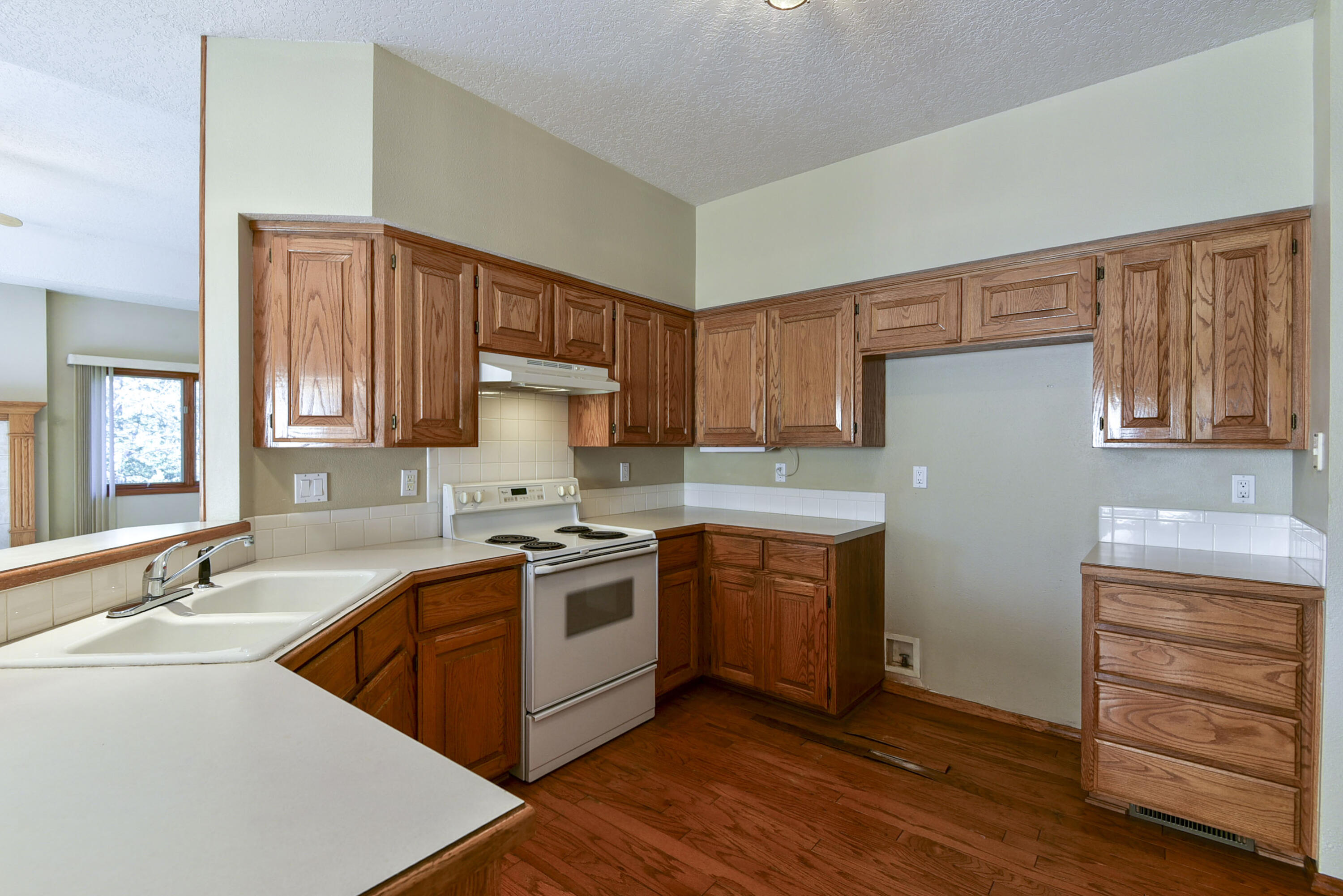 1304 Stoneycreek Lane Property Photo 16