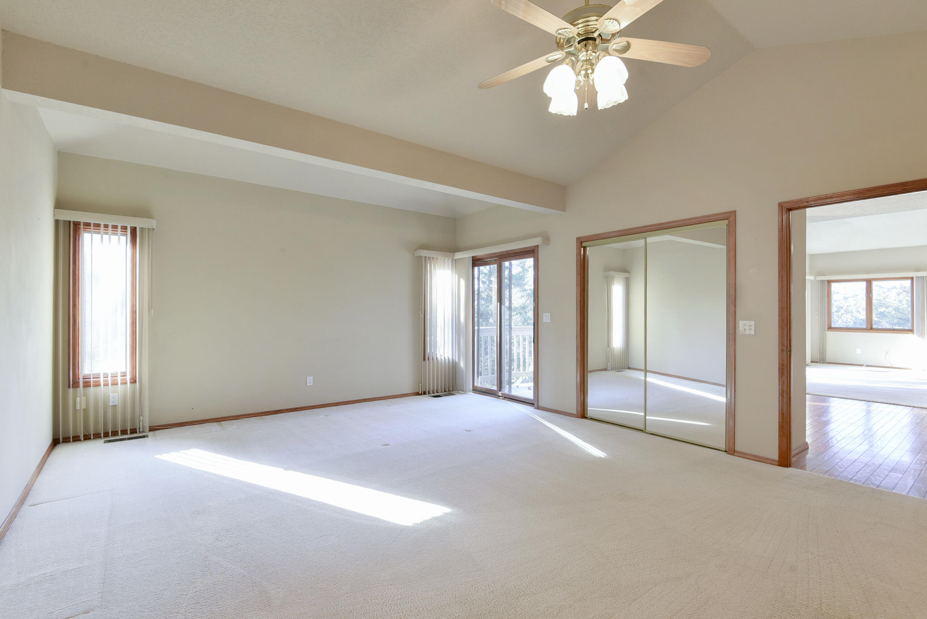 1304 Stoneycreek Lane Property Photo 20