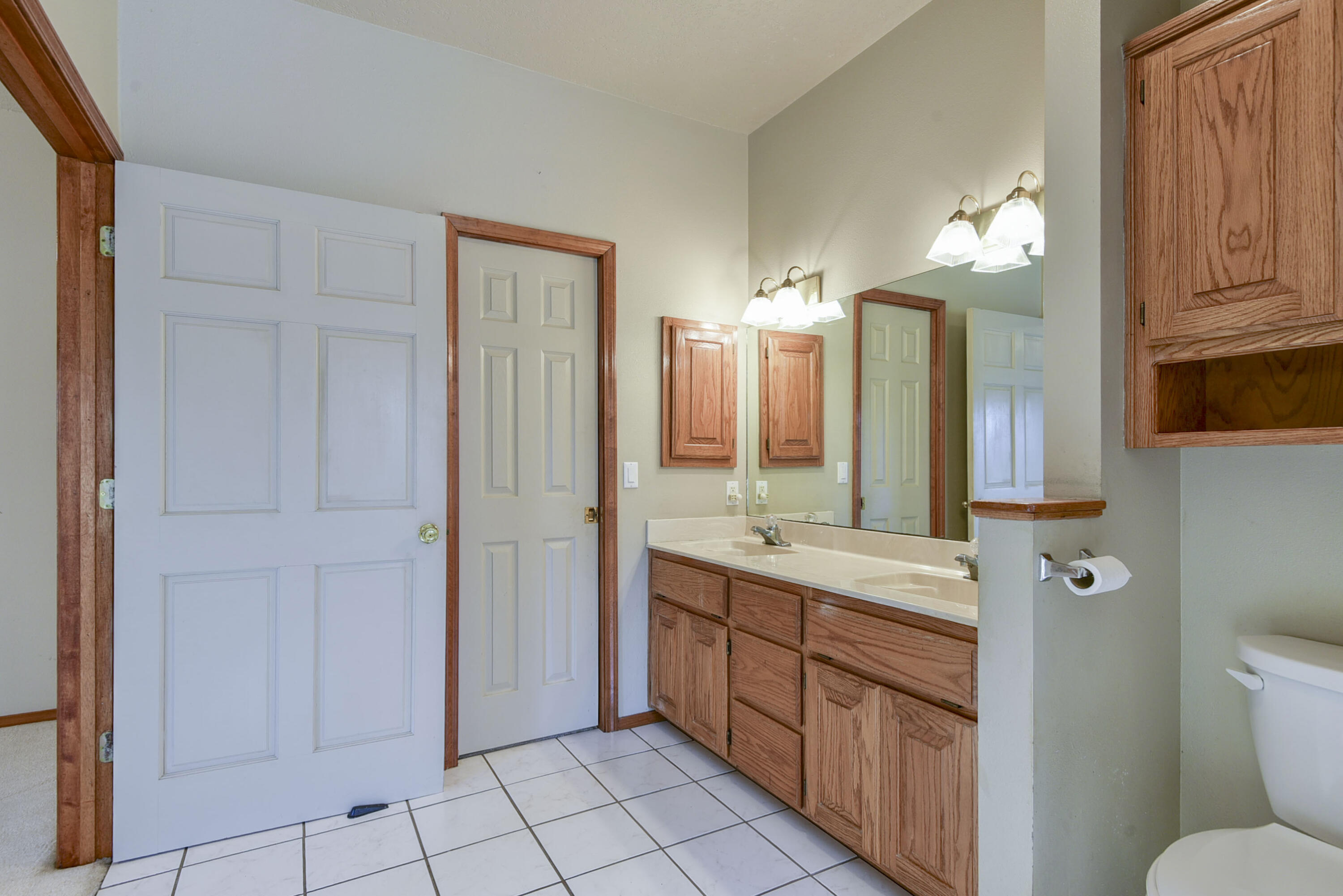 1304 Stoneycreek Lane Property Photo 25