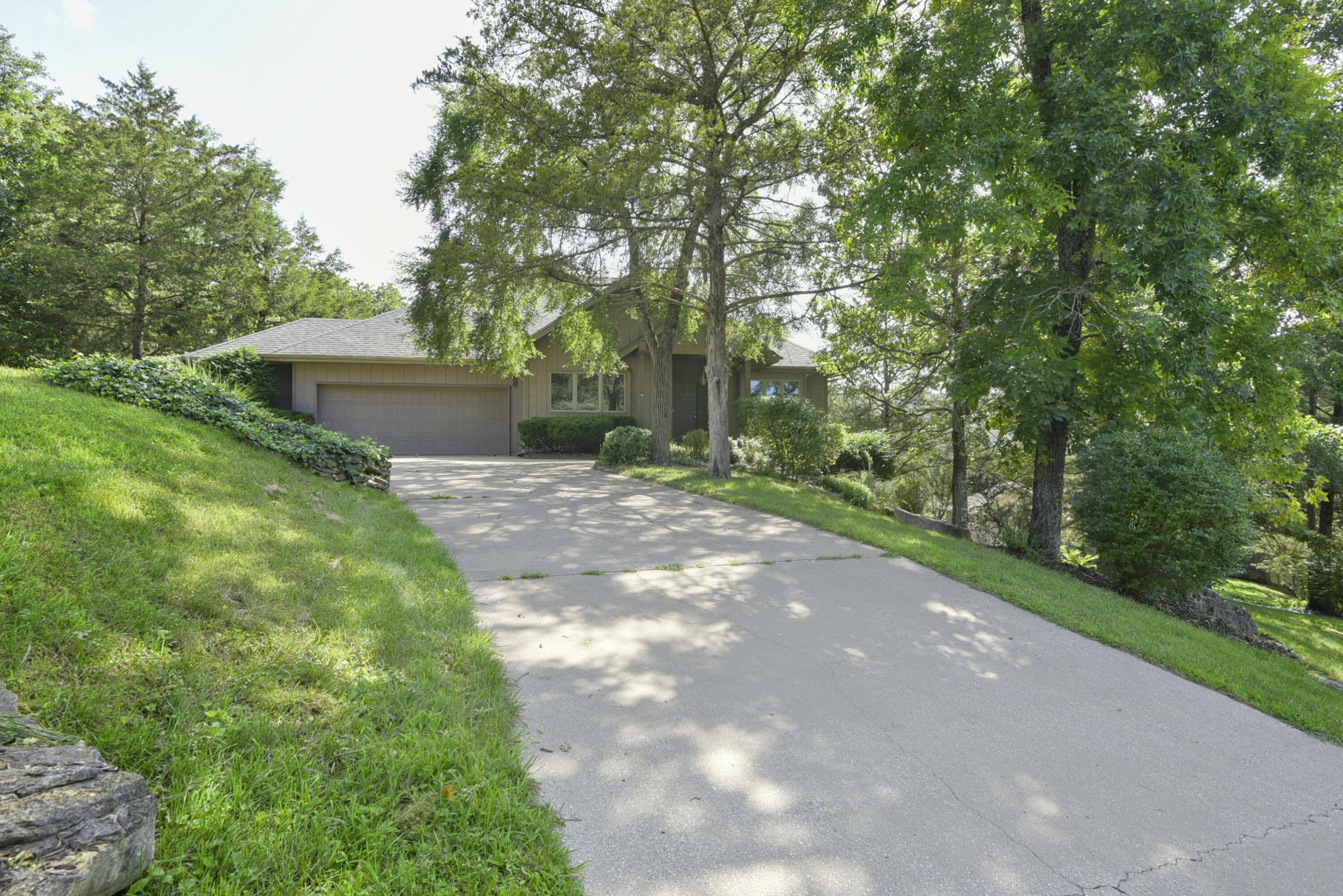 1304 Stoneycreek Lane Property Photo 34