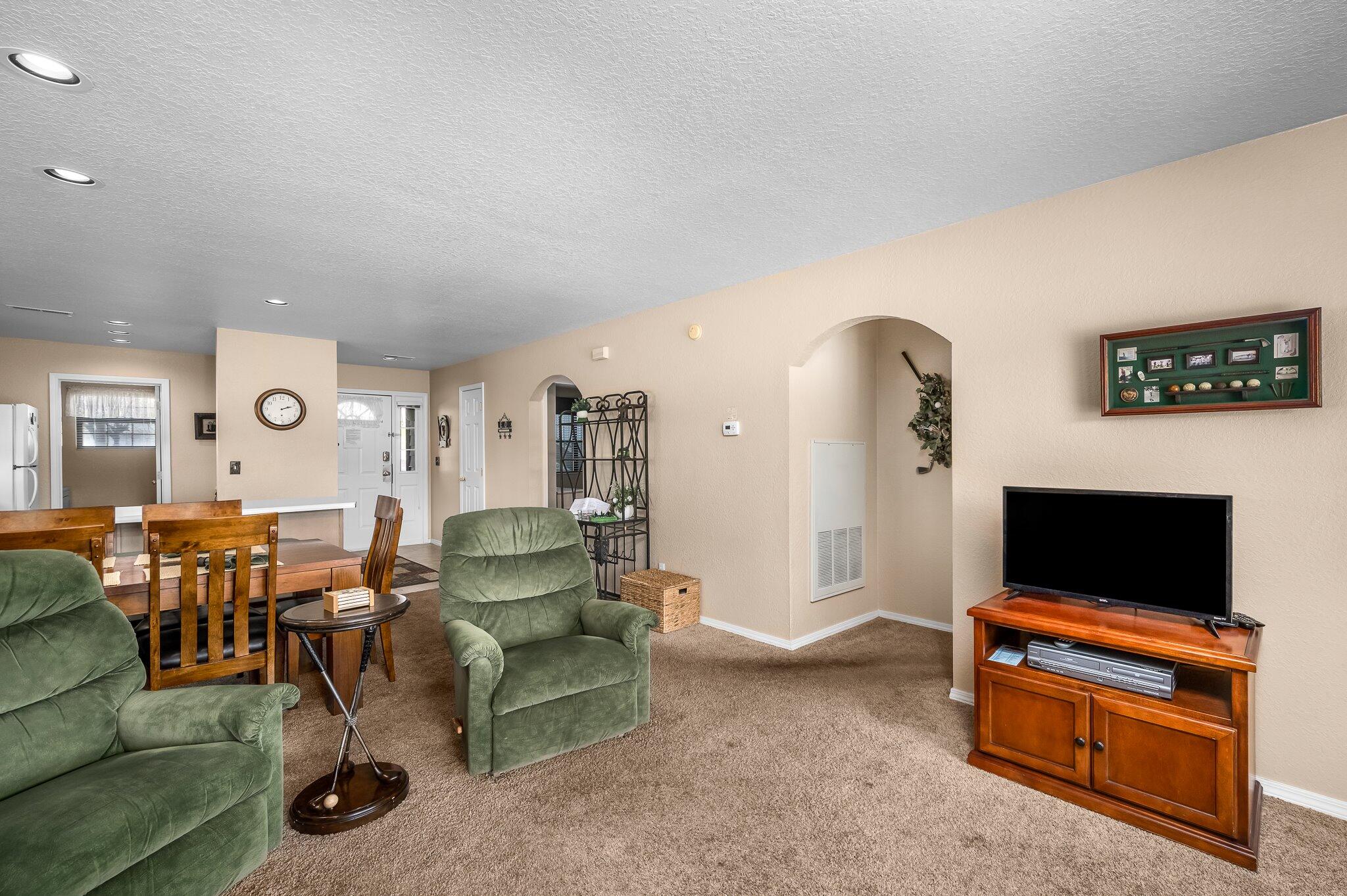 2700 Green Mountain Drive 213 Property Photo 8
