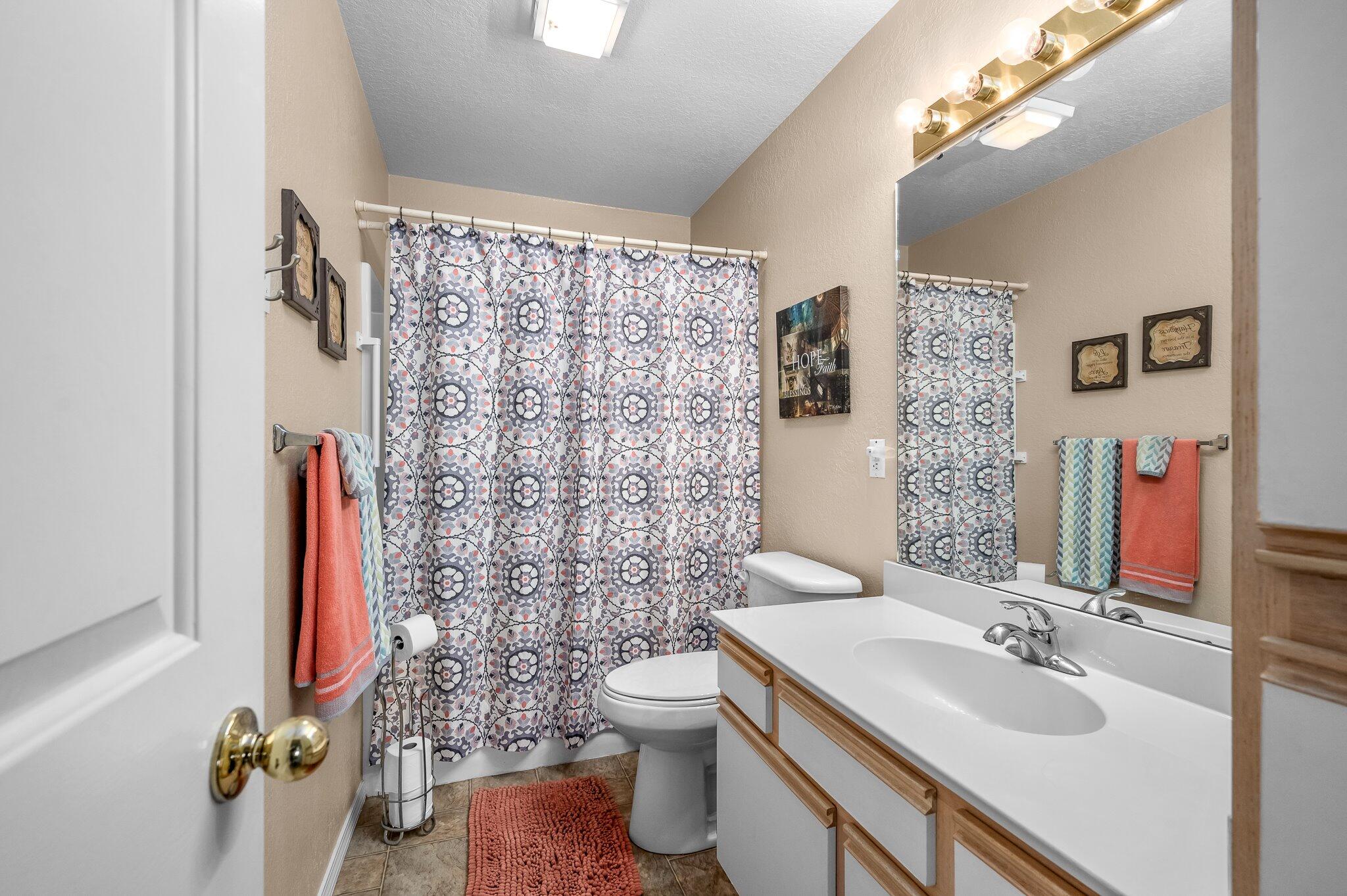 2700 Green Mountain Drive 213 Property Photo 17