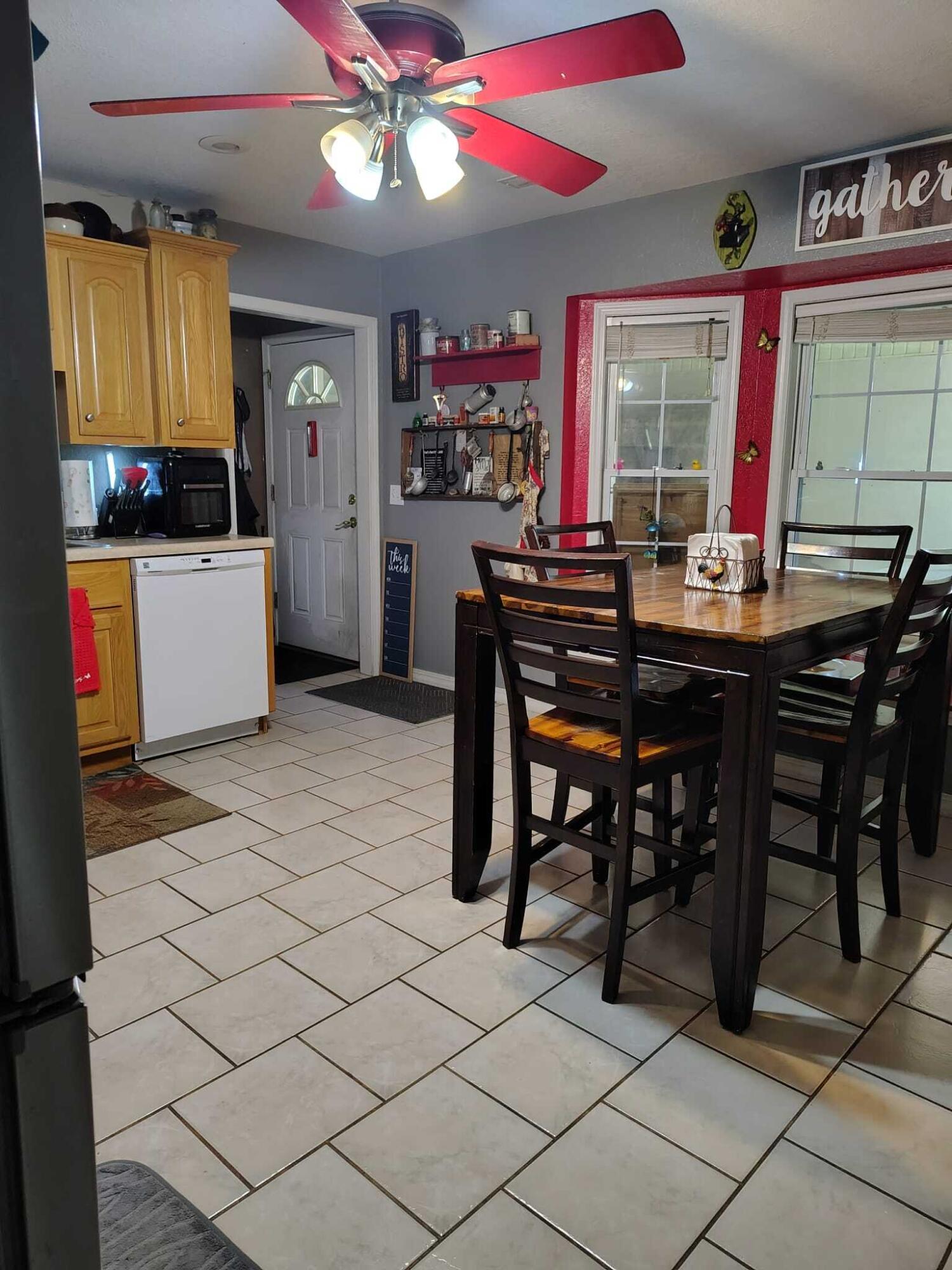 18197 7th Street Property Photo 14
