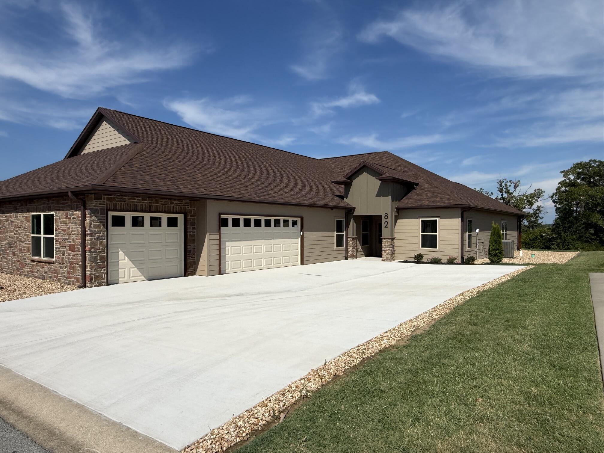 82 Mountain View Court Property Photo 1