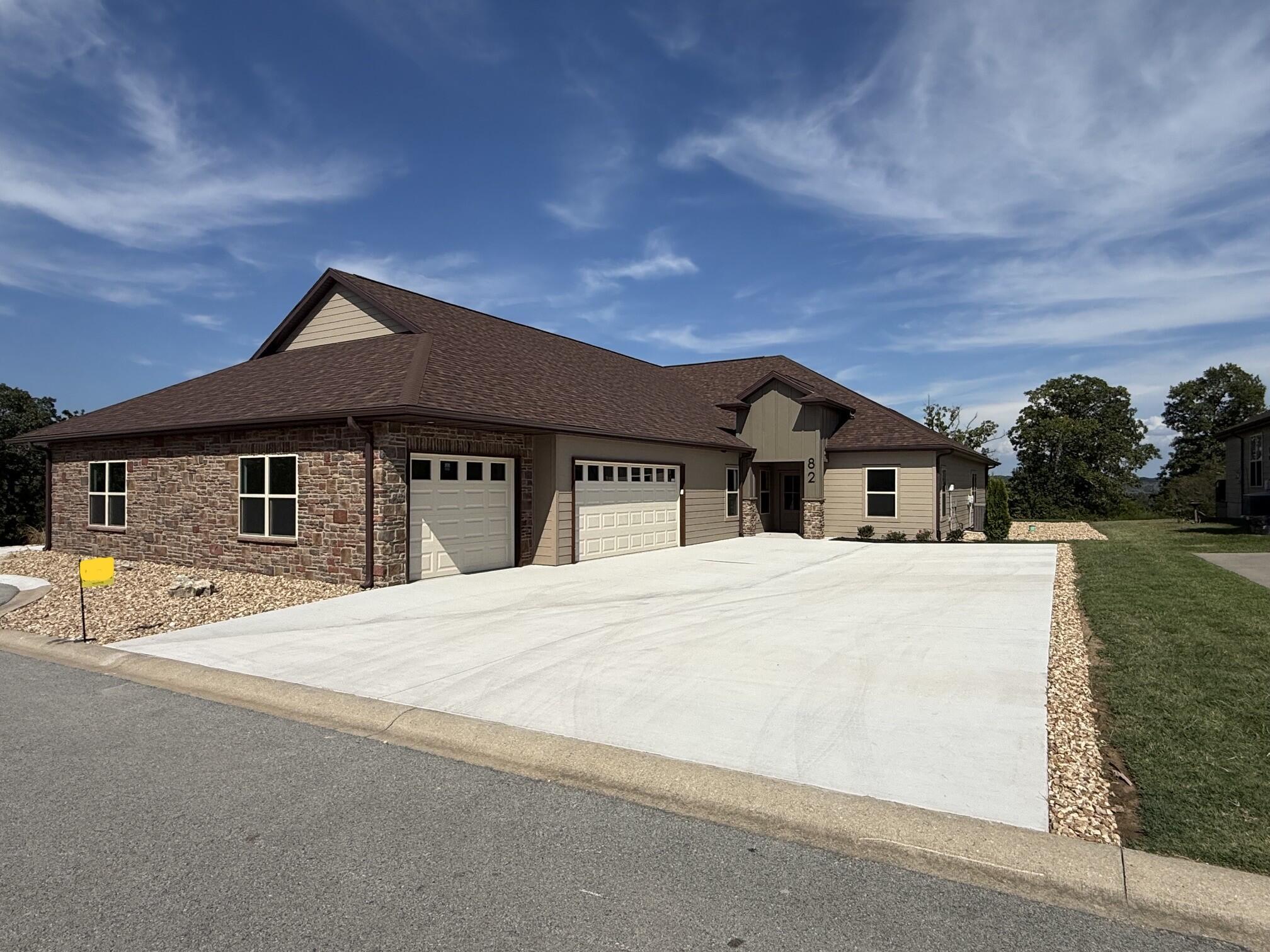 82 Mountain View Court Property Photo 2