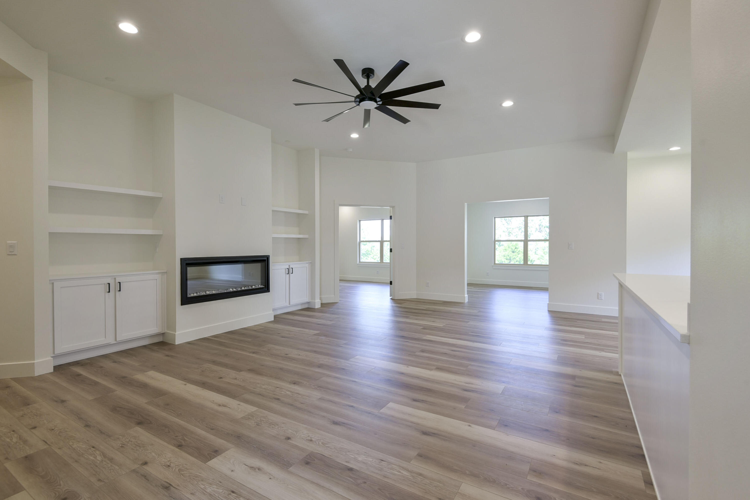 82 Mountain View Court Property Photo 4