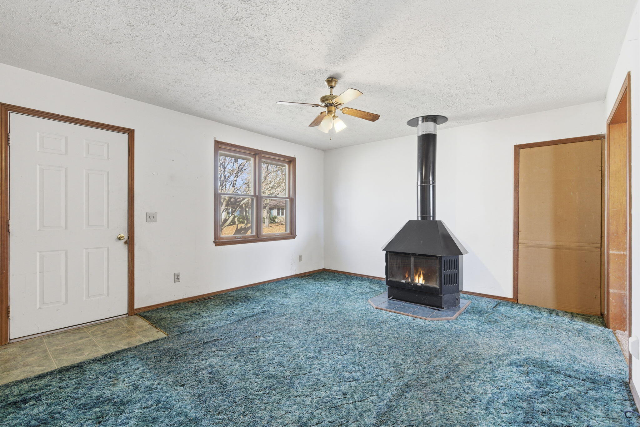 204 South Cottonwood Avenue Property Photo 2