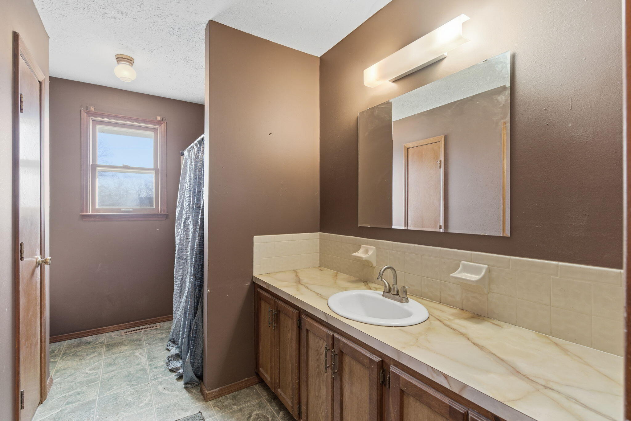 204 South Cottonwood Avenue Property Photo 10