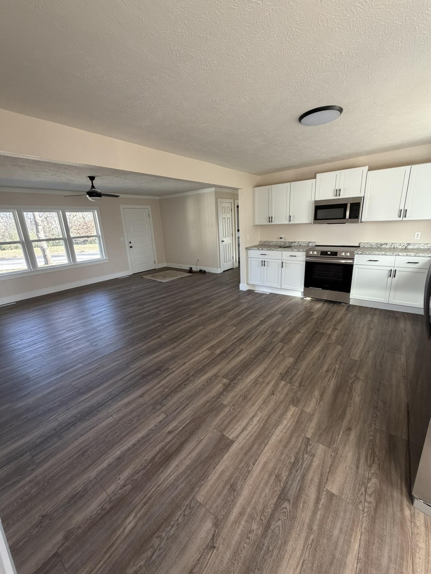 1207 Washington Avenue Property Photo 11