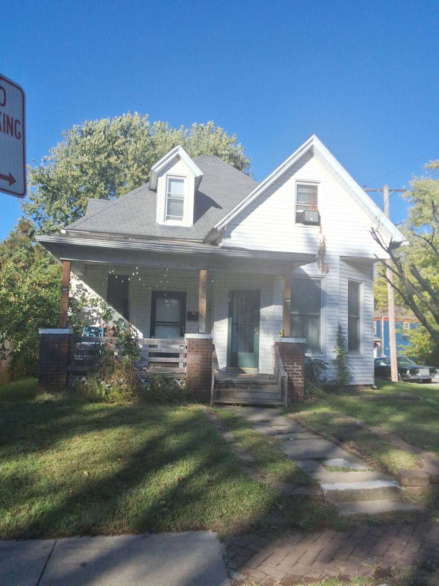 503 South New Avenue Property Photo 1