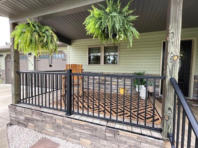 1278 Fox Circle Drive Property Photo 2