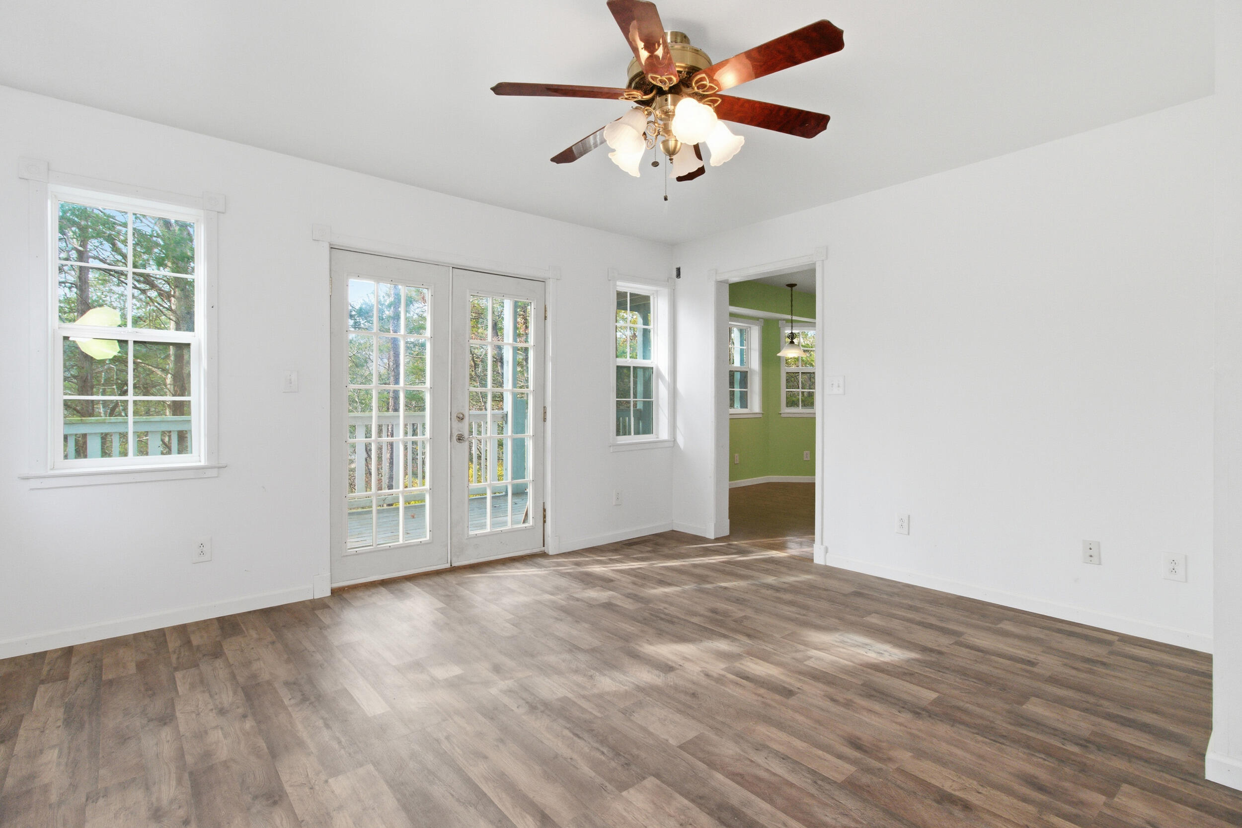 755 Everest Road Property Photo 15