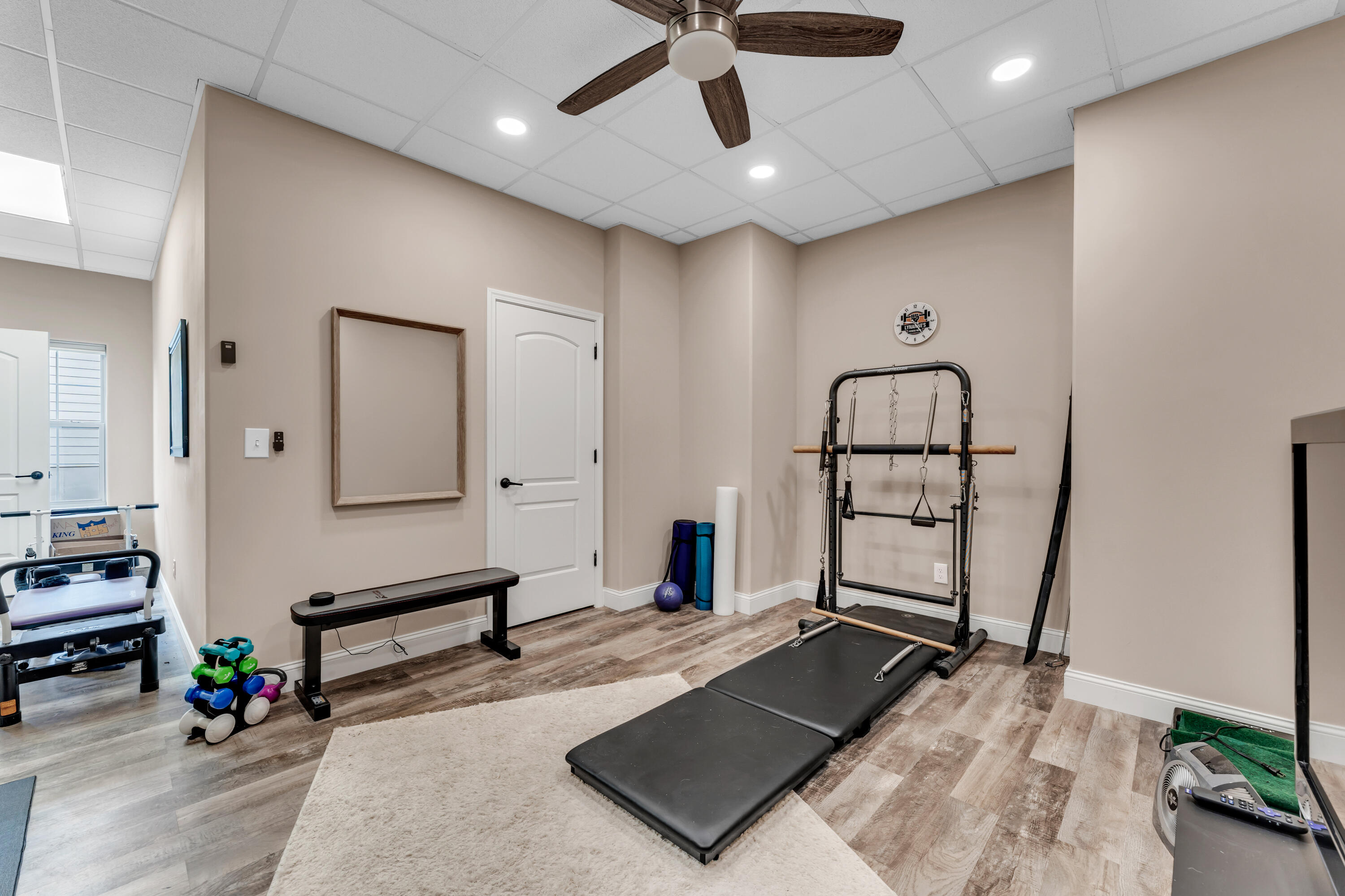 860 Silvercliff Way Property Photo 39