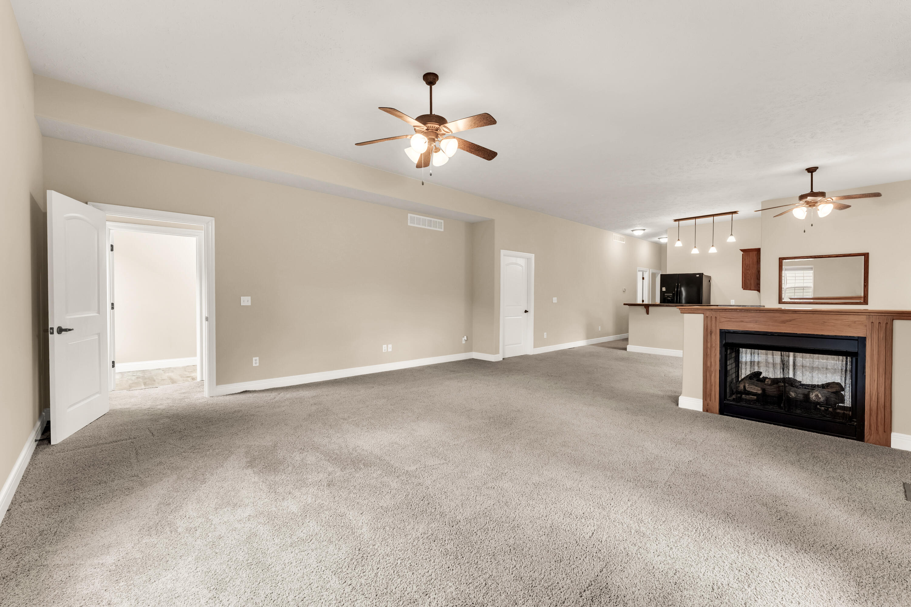 860 Silvercliff Way Property Photo 42