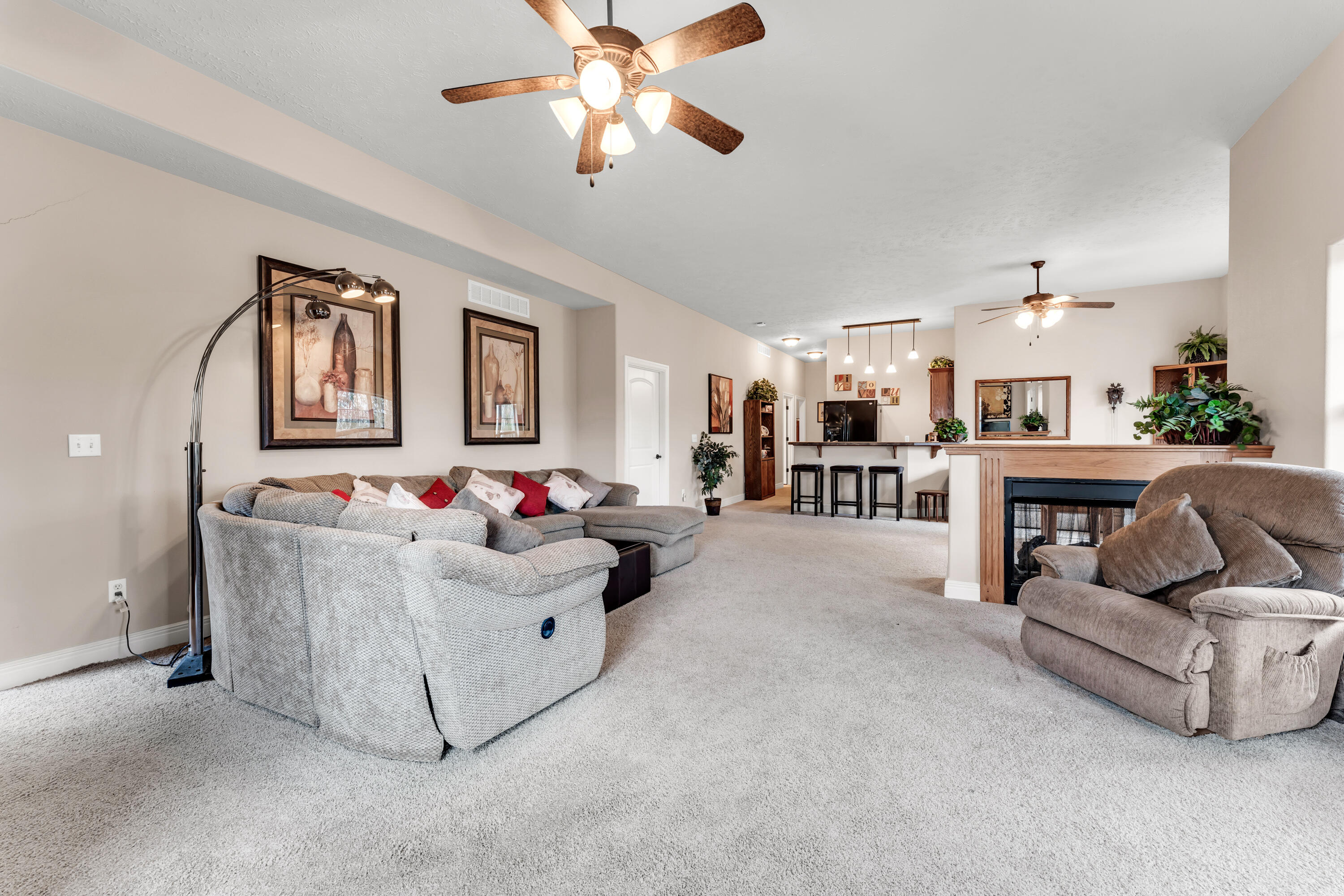 860 Silvercliff Way Property Photo 44
