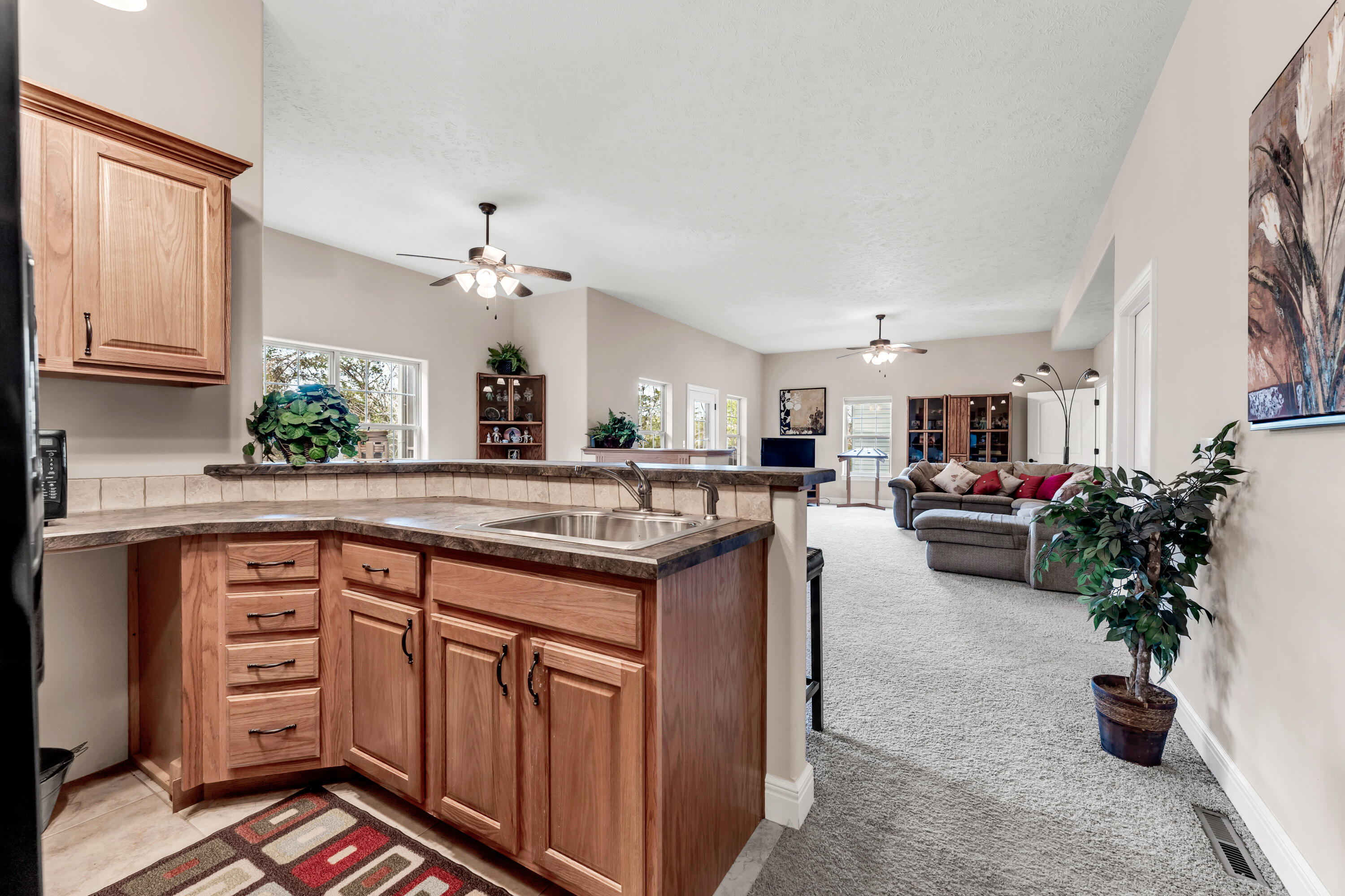 860 Silvercliff Way Property Photo 50