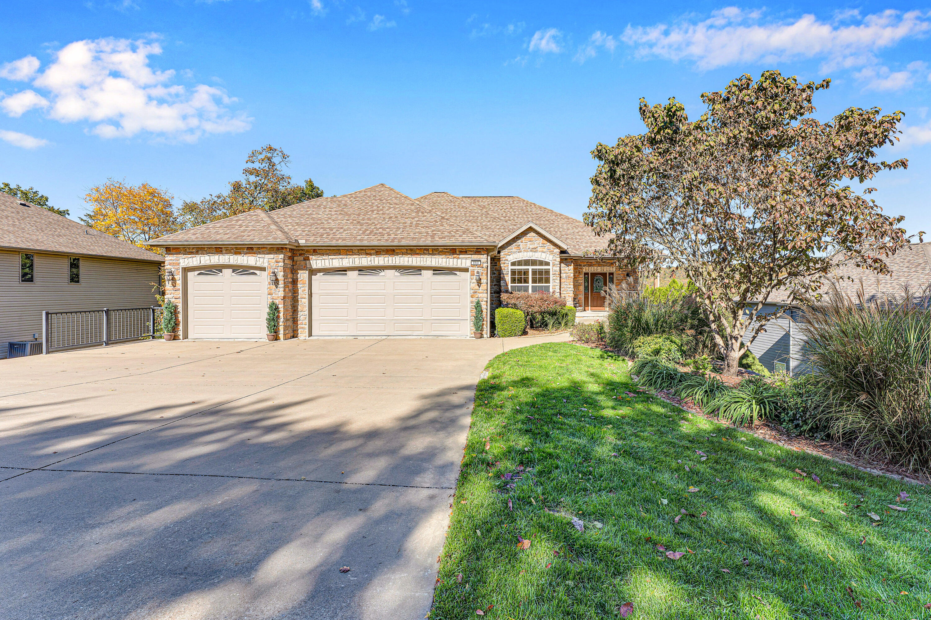 860 Silvercliff Way Property Photo 62
