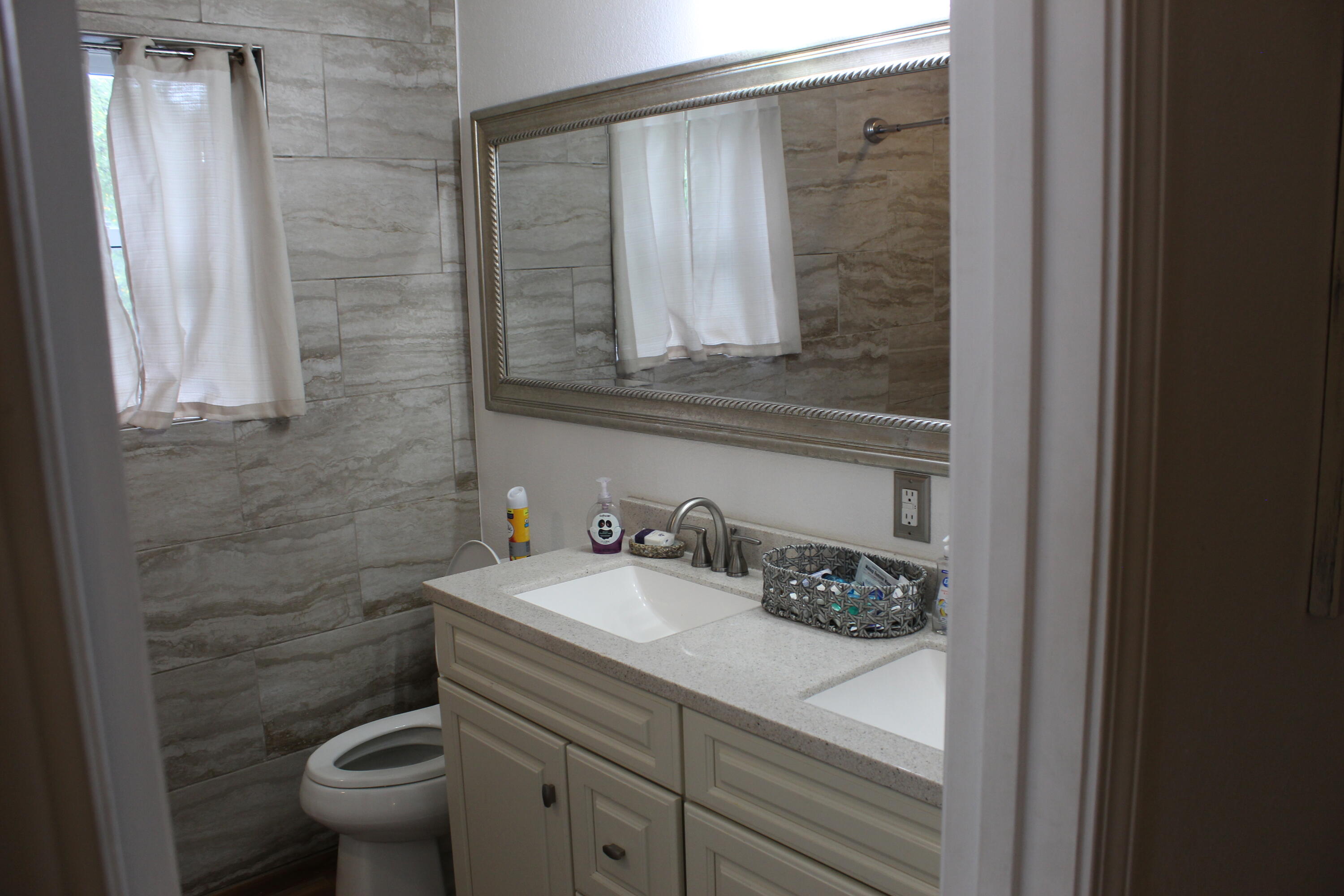 847 Airport Road Property Photo 33