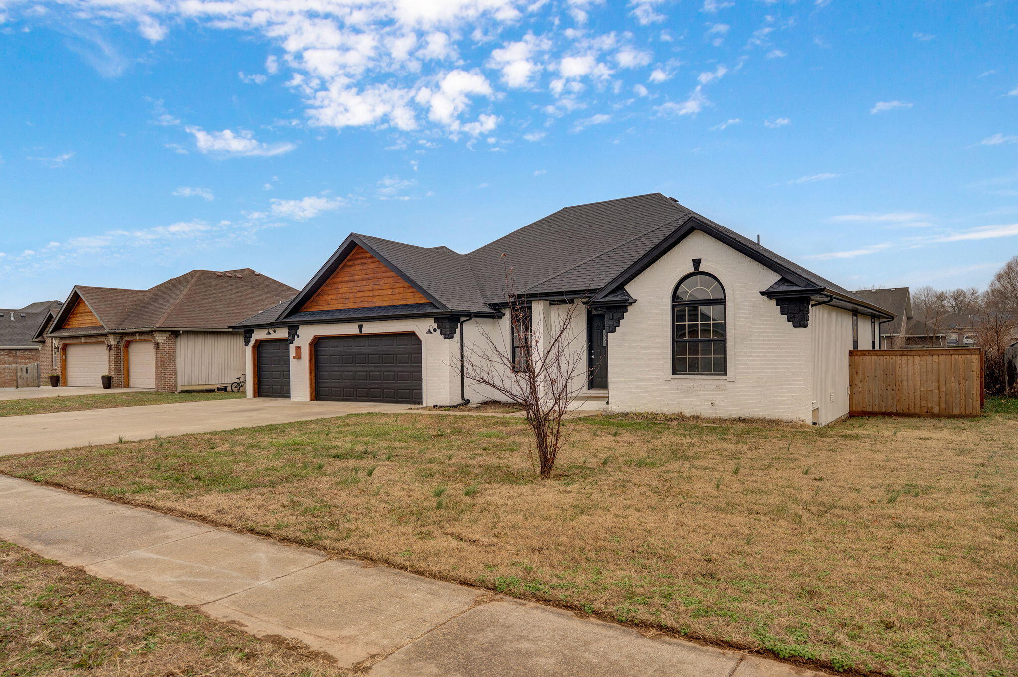 194 Meadowlark Property Photo 3